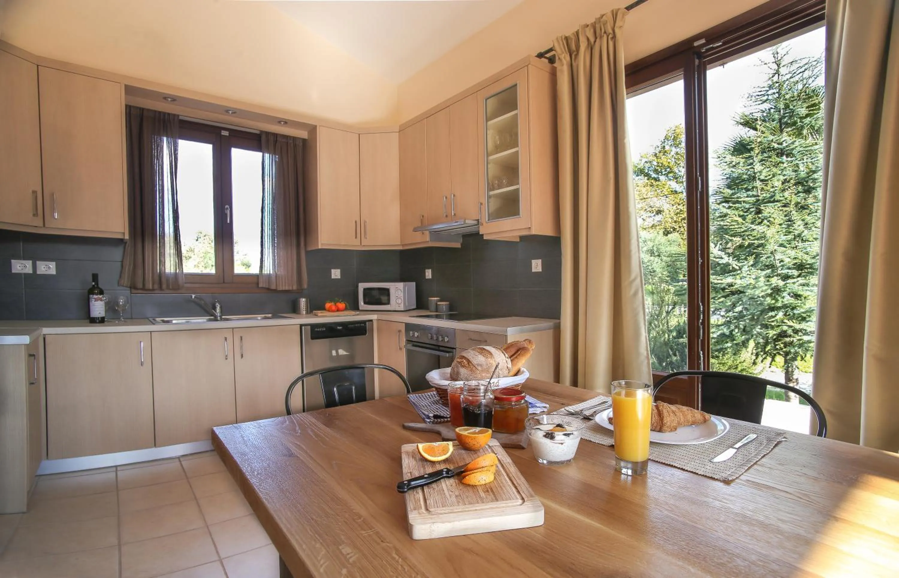 Kitchen or kitchenette in Penelope Villas