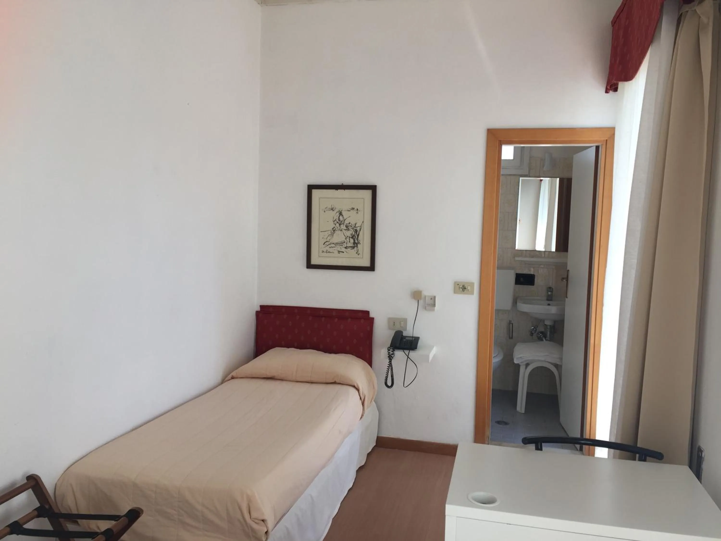 Photo of the whole room, Bed in Hotel Marlisa Pier