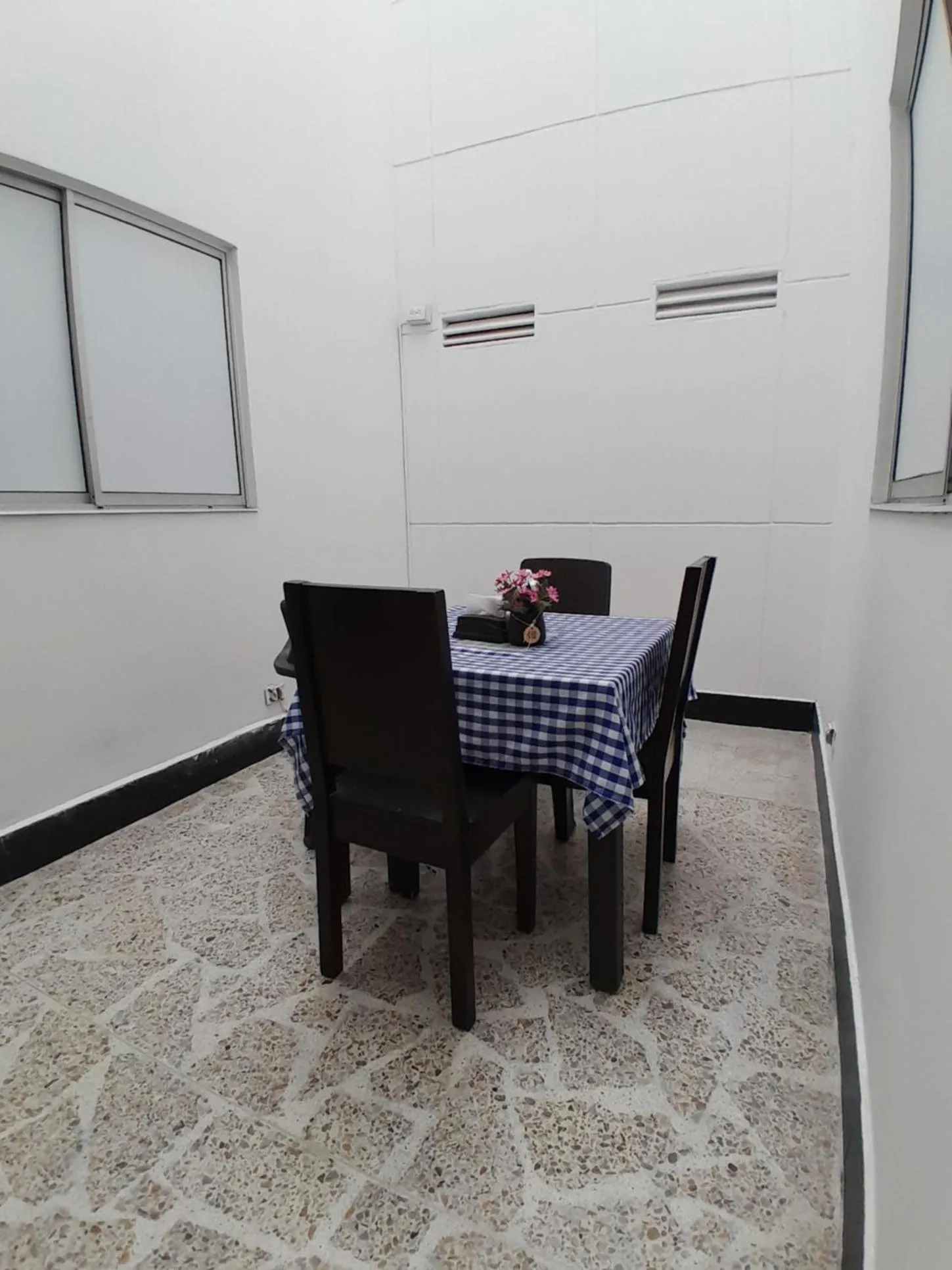 Dining area in Hotel Palermo Real