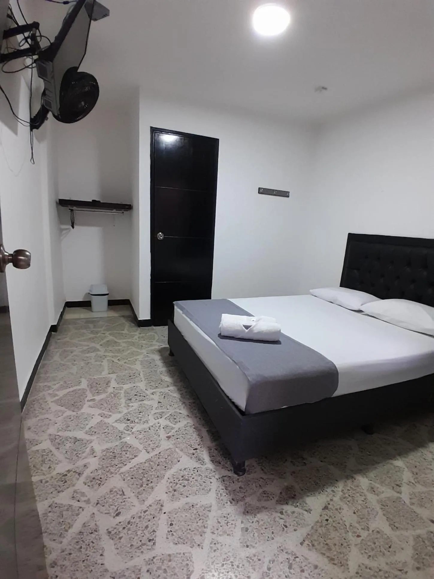 Bed in Hotel Palermo Real