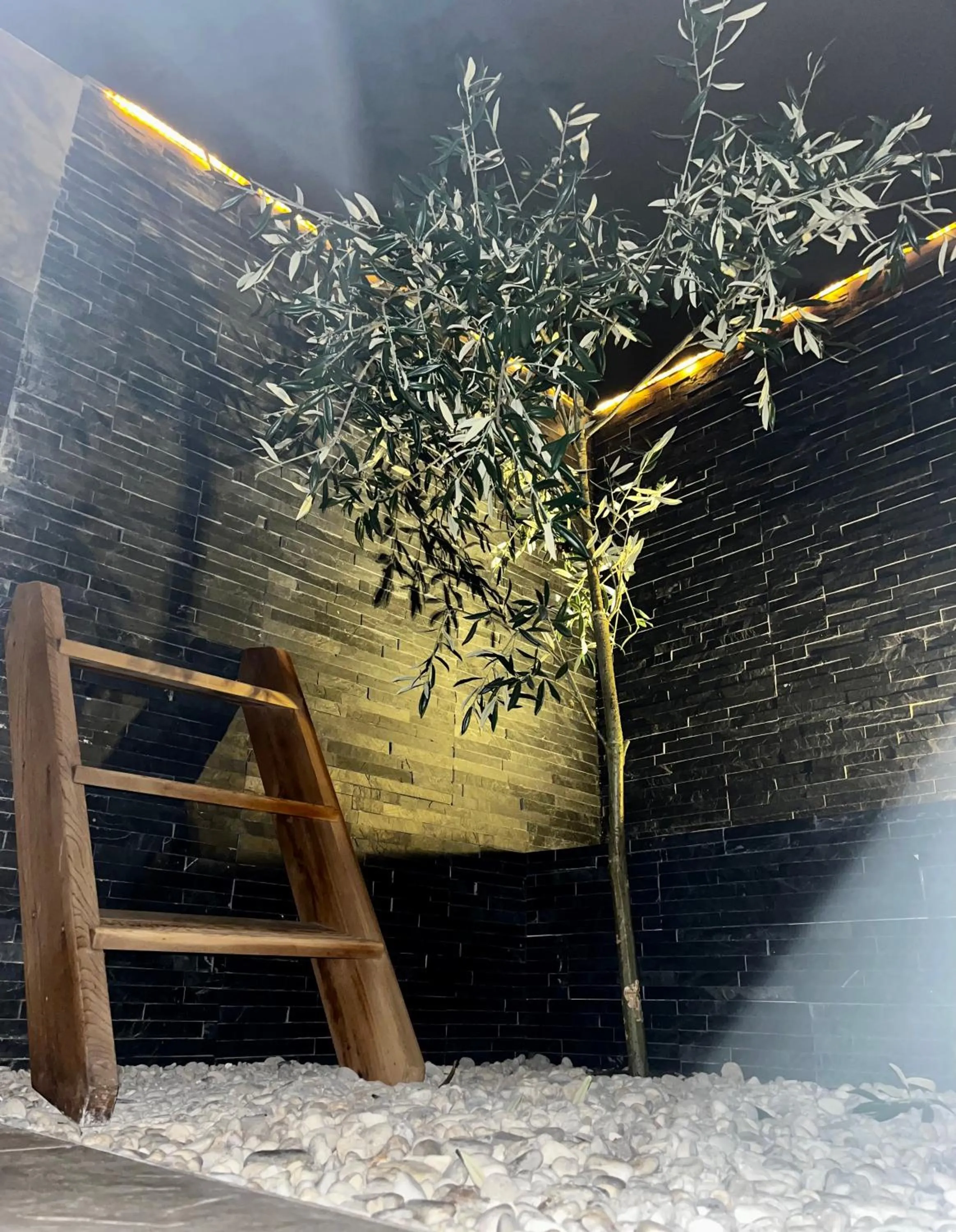 Hot Tub in VENEZIANA Boutique Hotel Superior