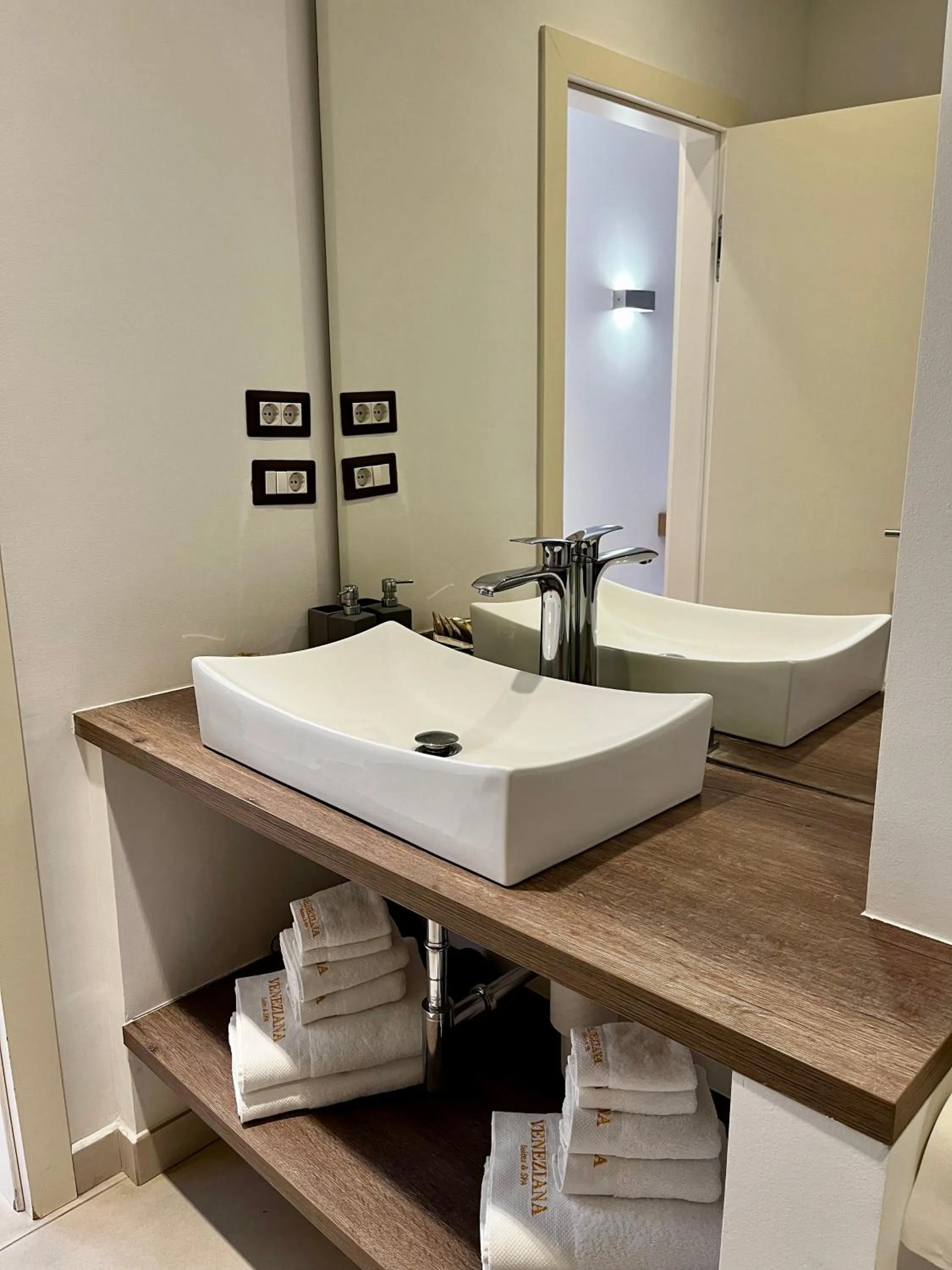 Bathroom in VENEZIANA Boutique Hotel Superior