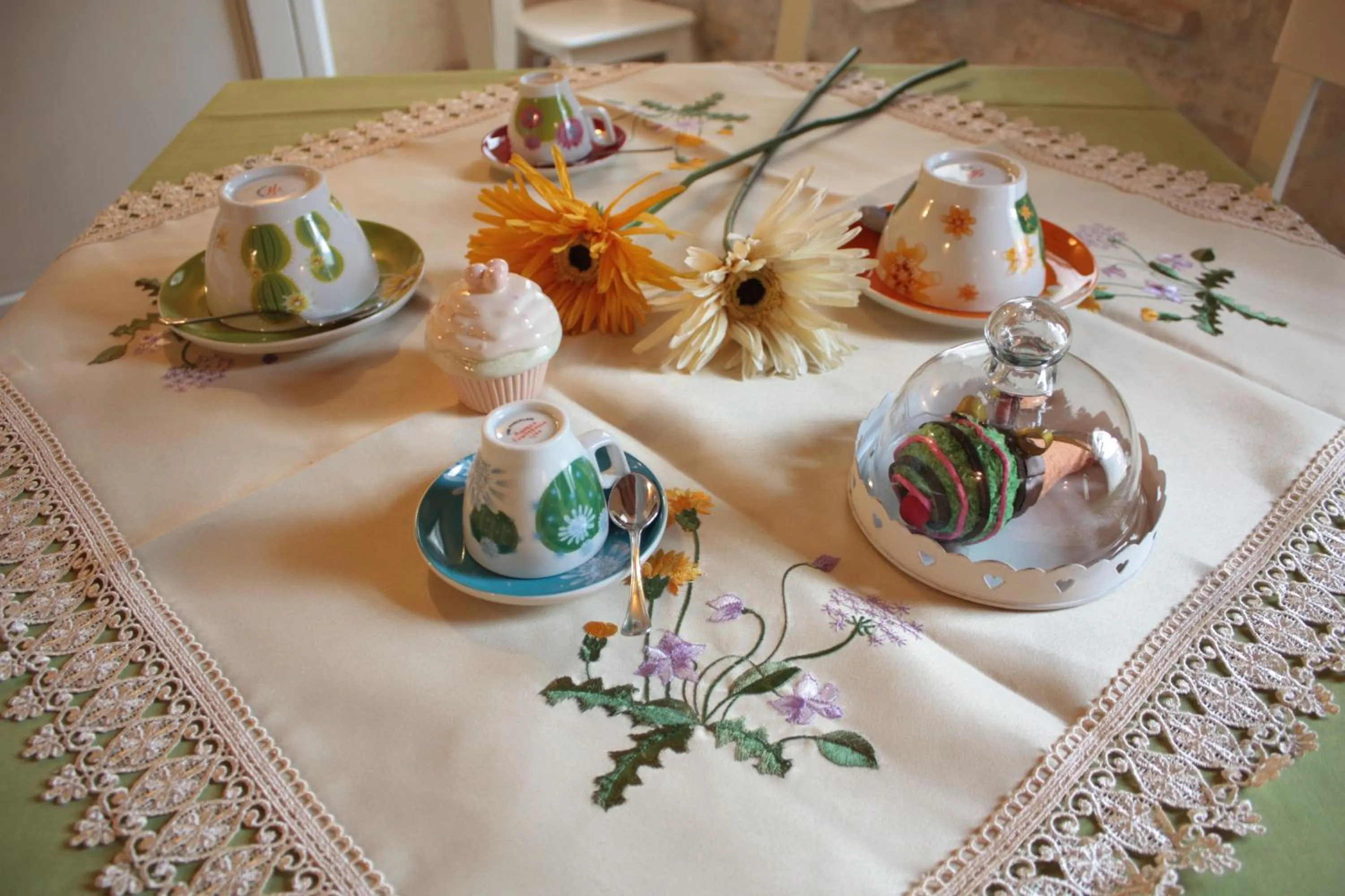 Coffee/tea facilities in Relais Garden Cactus B&B