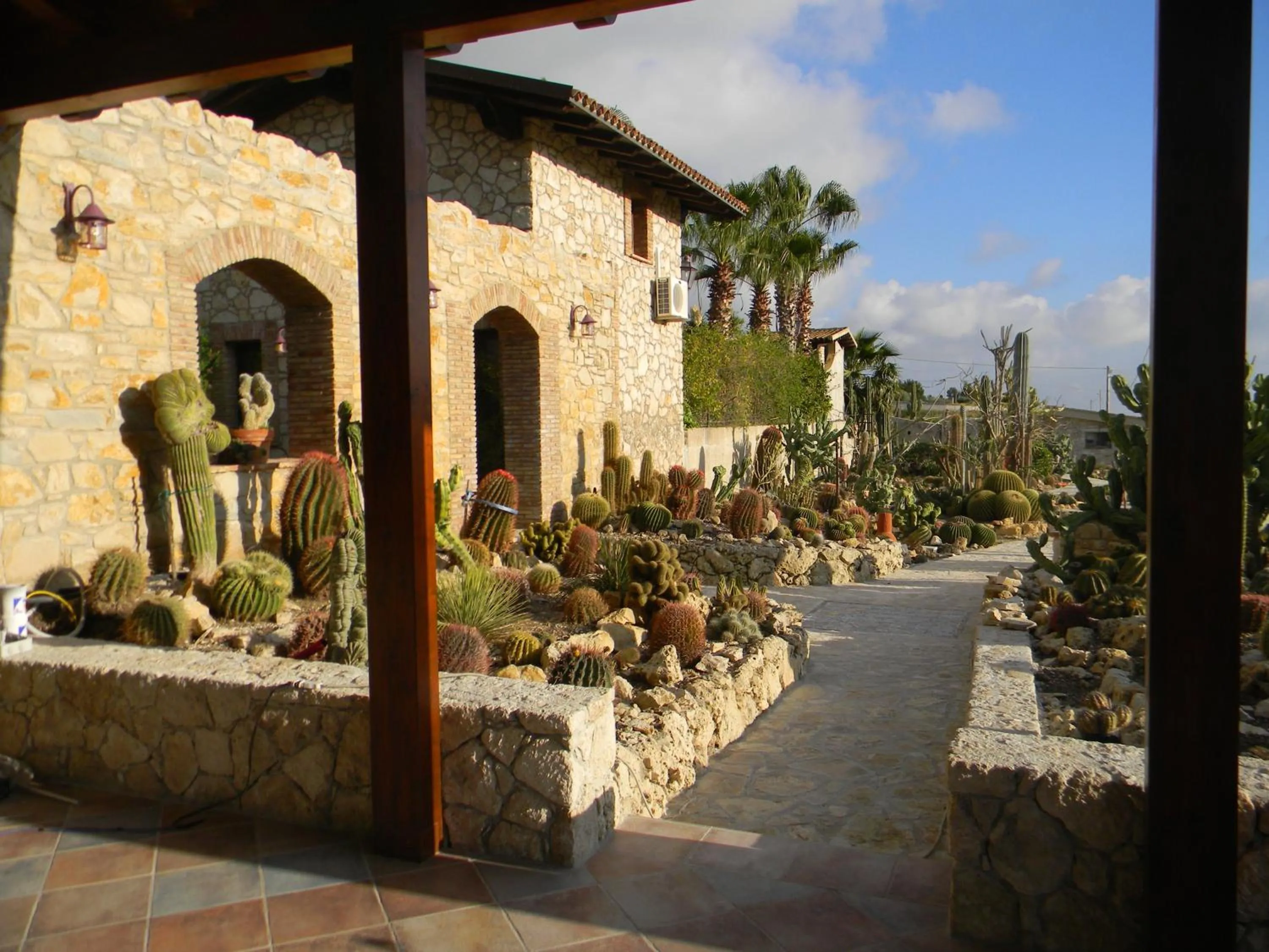 Patio in Relais Garden Cactus B&B