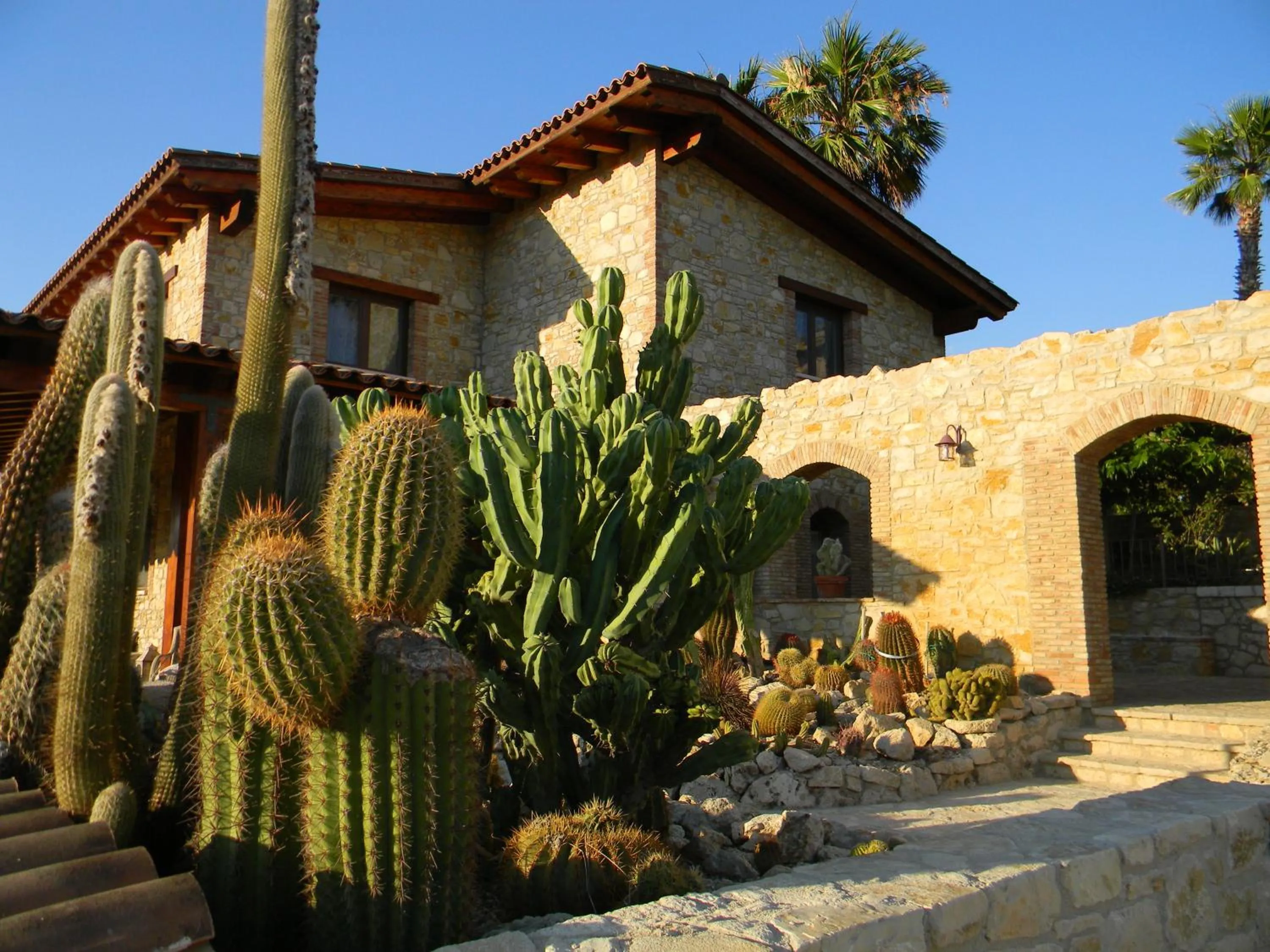 Facade/entrance in Relais Garden Cactus B&B