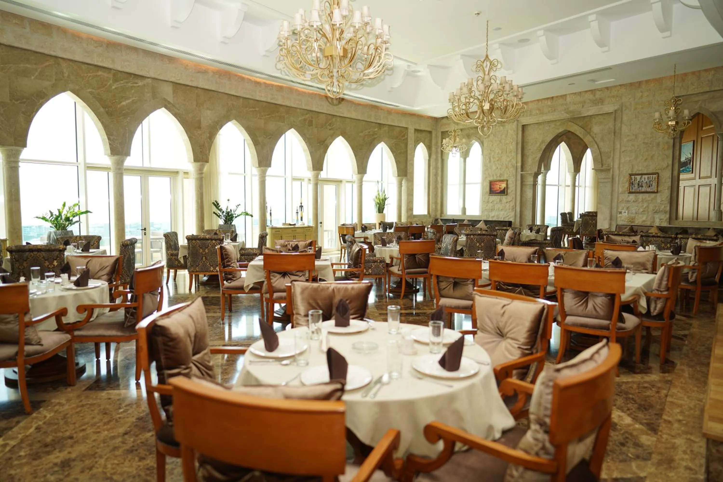 Restaurant/places to eat in Grand Millennium Sulaimani