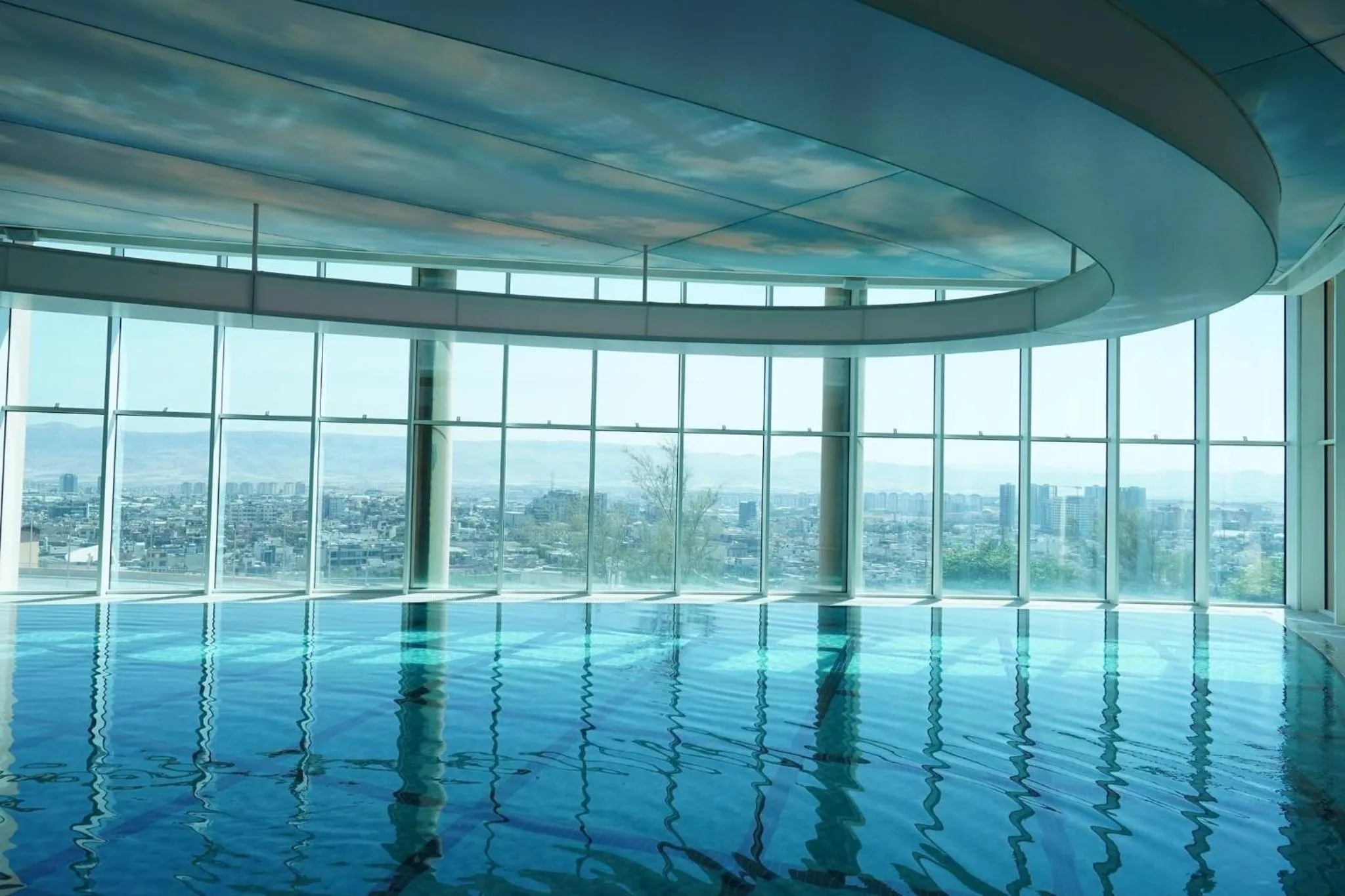 Pool view in Grand Millennium Sulaimani