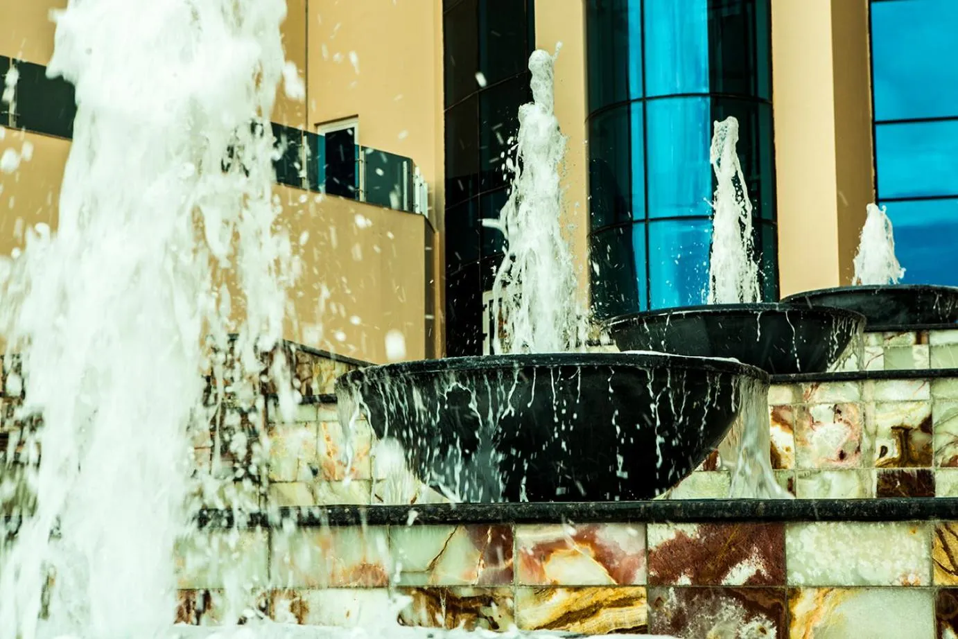 Decorative detail in Grand Millennium Sulaimani