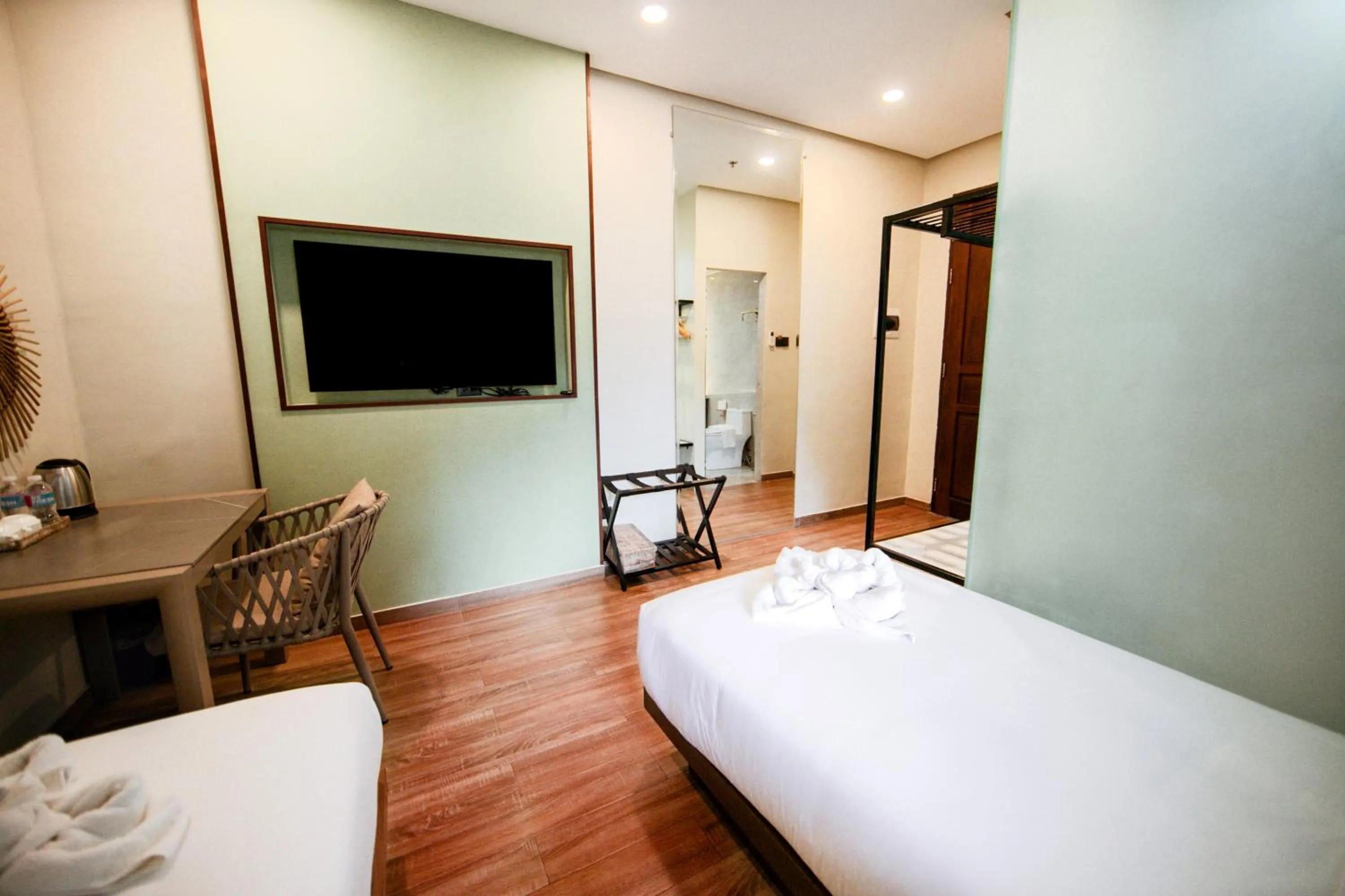 Bedroom, Bed in Marianne Suites El Nido