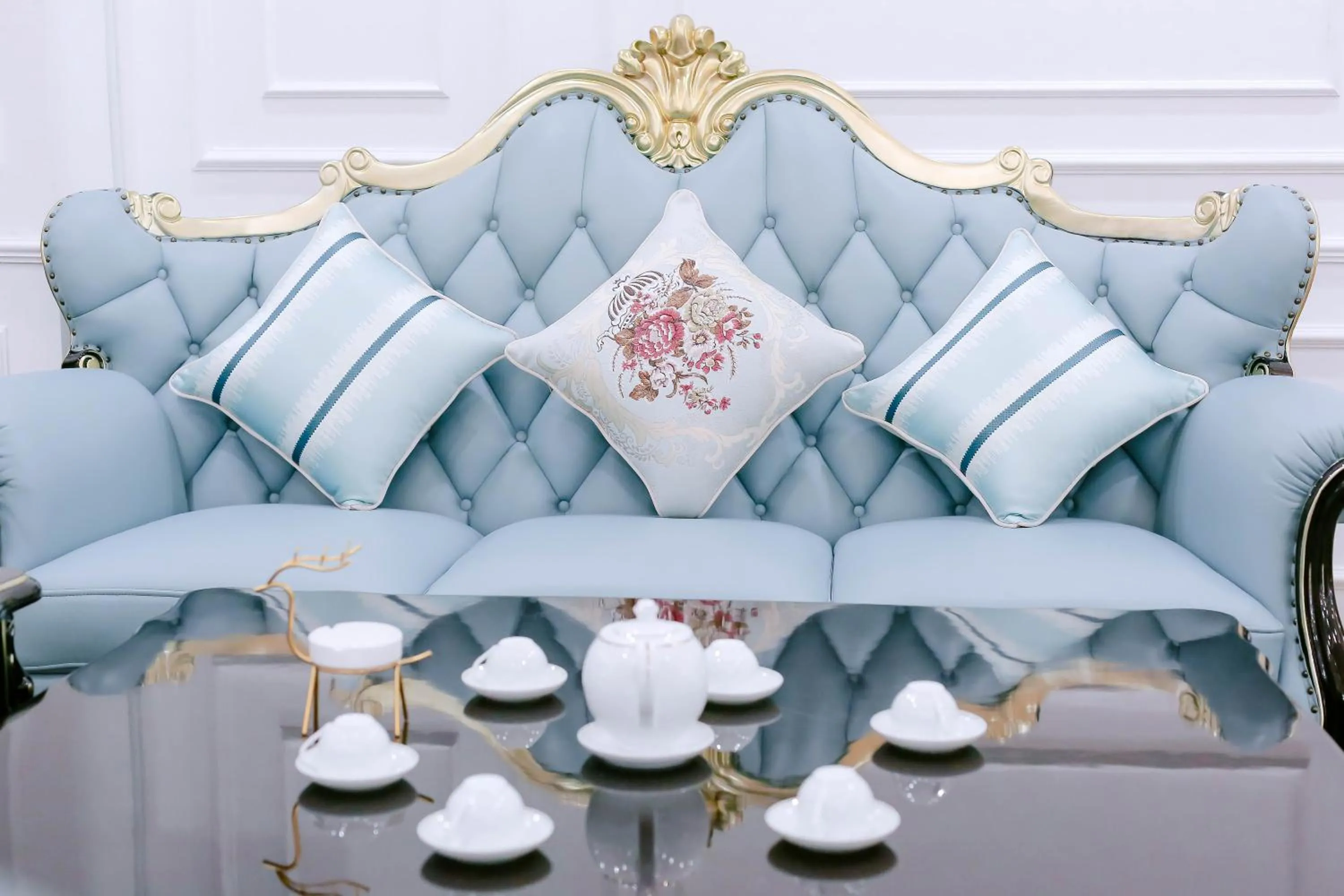 Living room in Senior Hotel 2