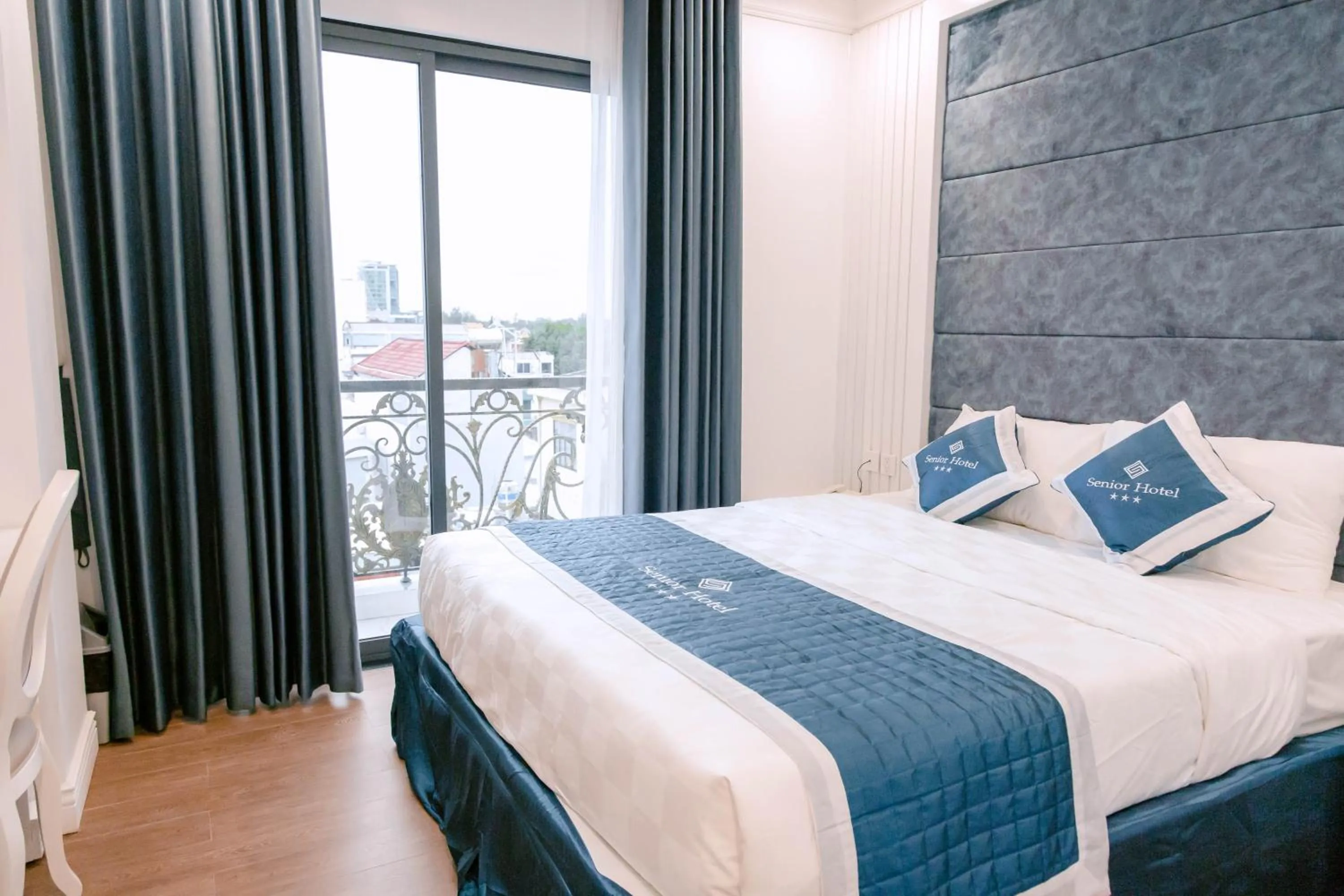 Bed in Senior Hotel 2