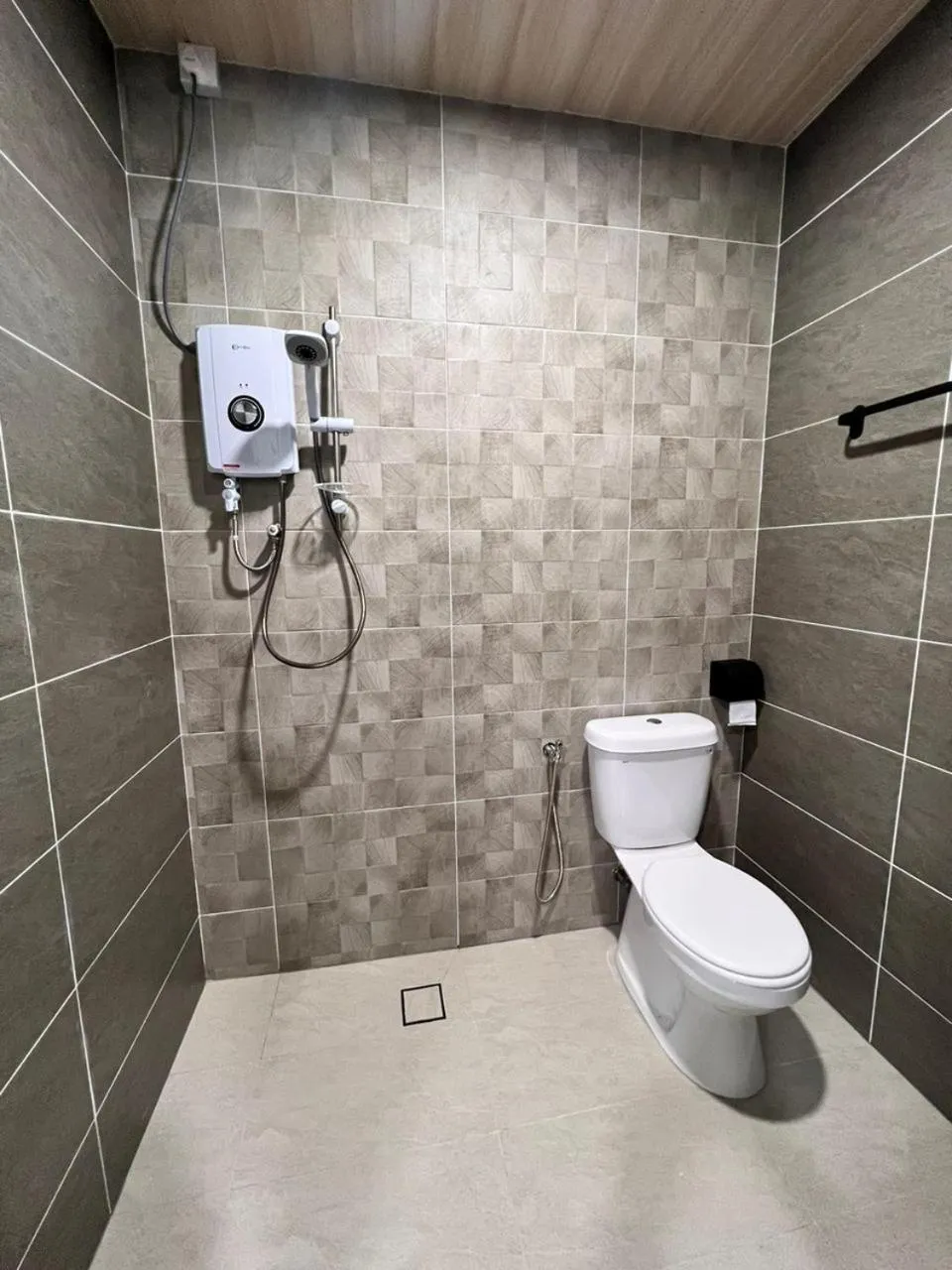 Toilet in BEATRIX HOTEL