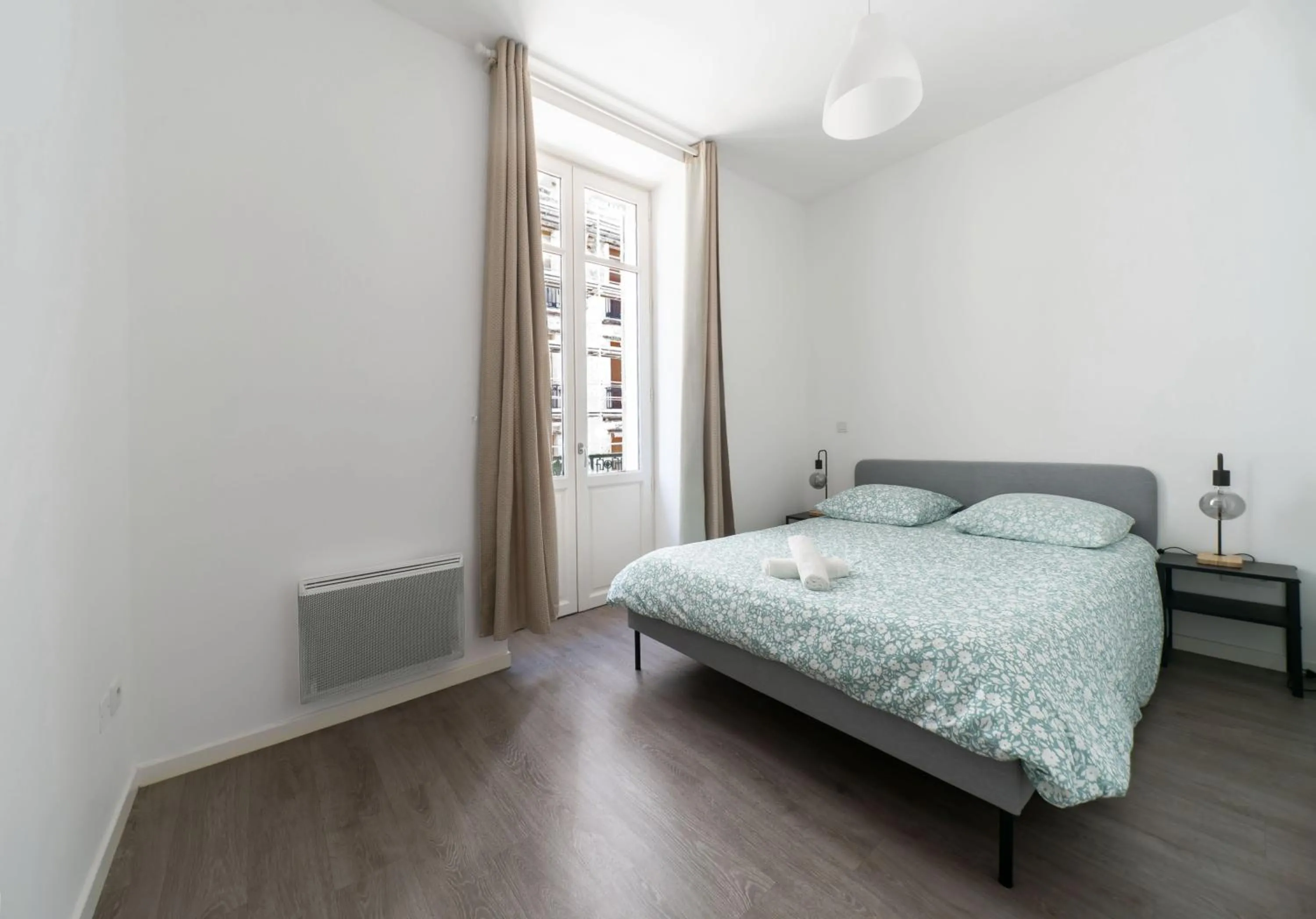 Le Brit - Grand appartement design, 3 chambres, centre ville