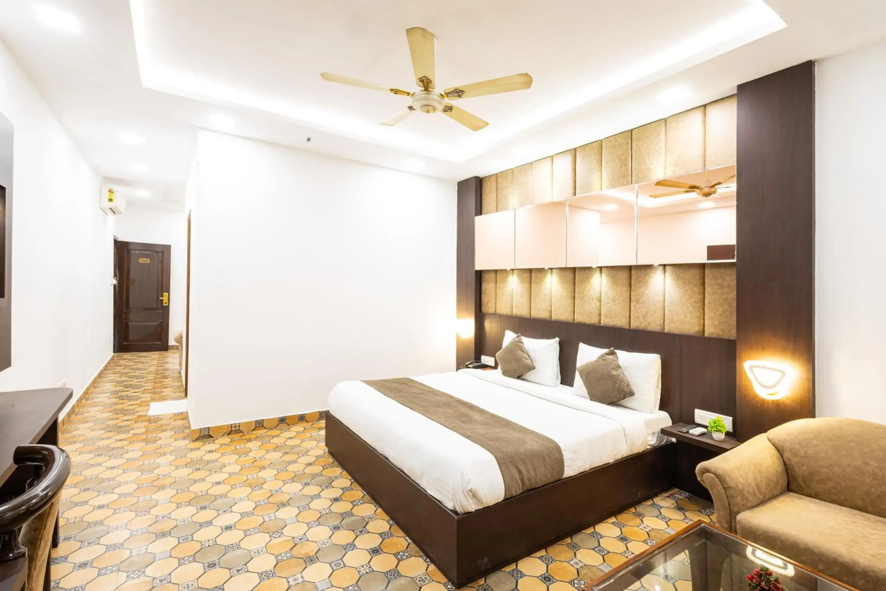 Family Suite in Hotel Panickers Residency - Near Ganga Ram & BLK Hospital - Karol Bagh Family Suite in Hotel Panickers Residency - Near Ganga Ram & BLK Hospital - Karol Bagh