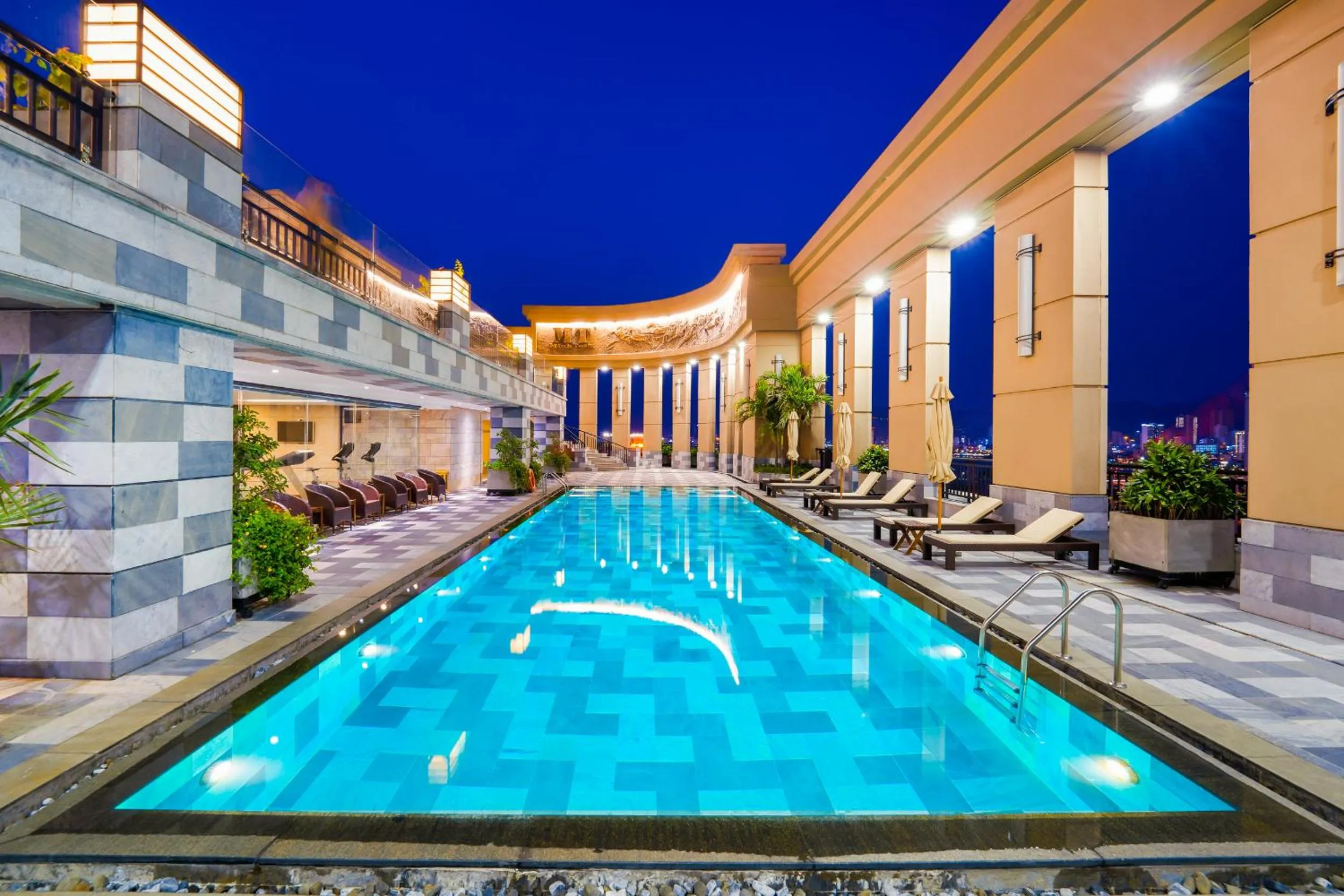 Swimming pool in Minh Toan Galaxy Hotel