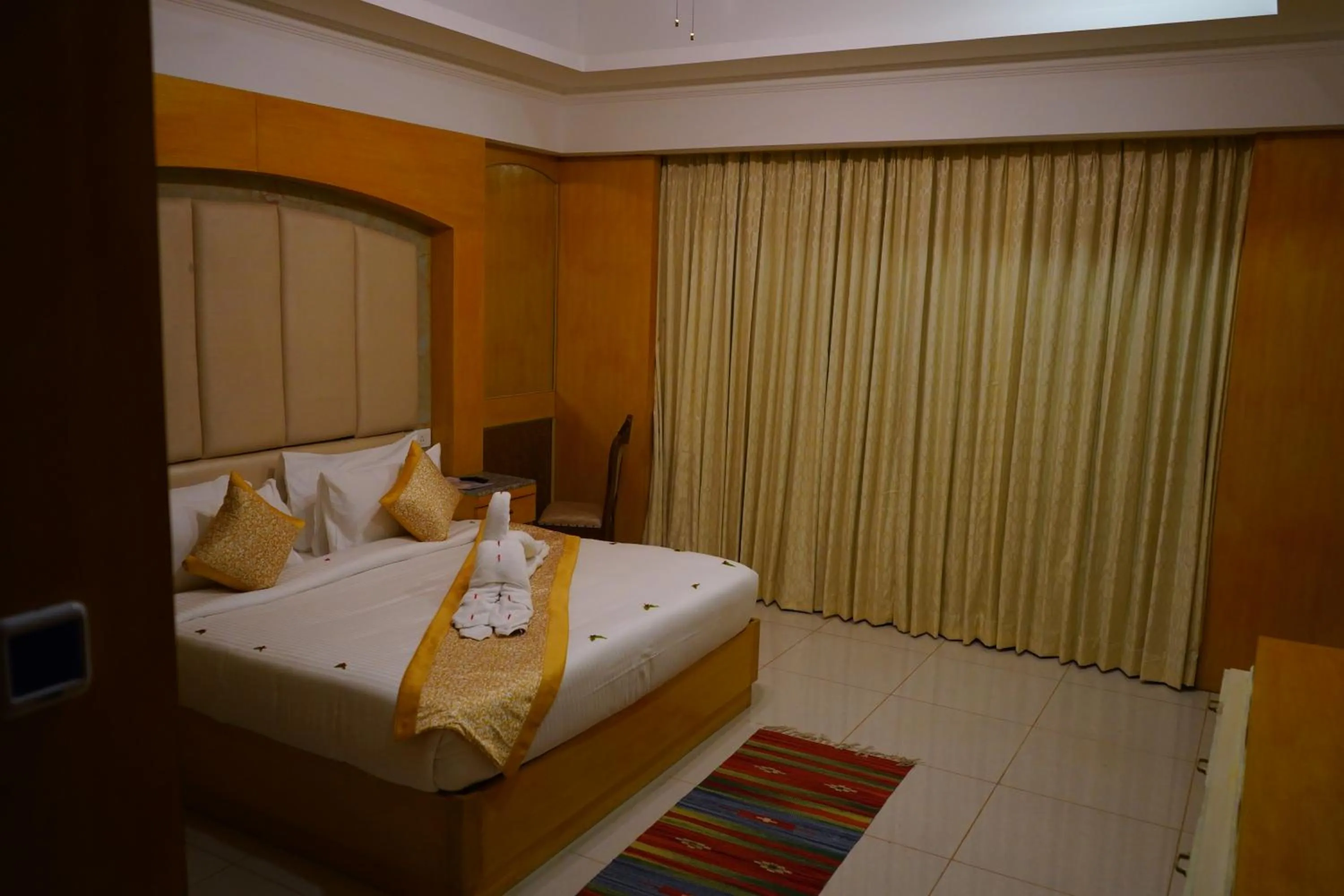 Bed in A R Thangakottai