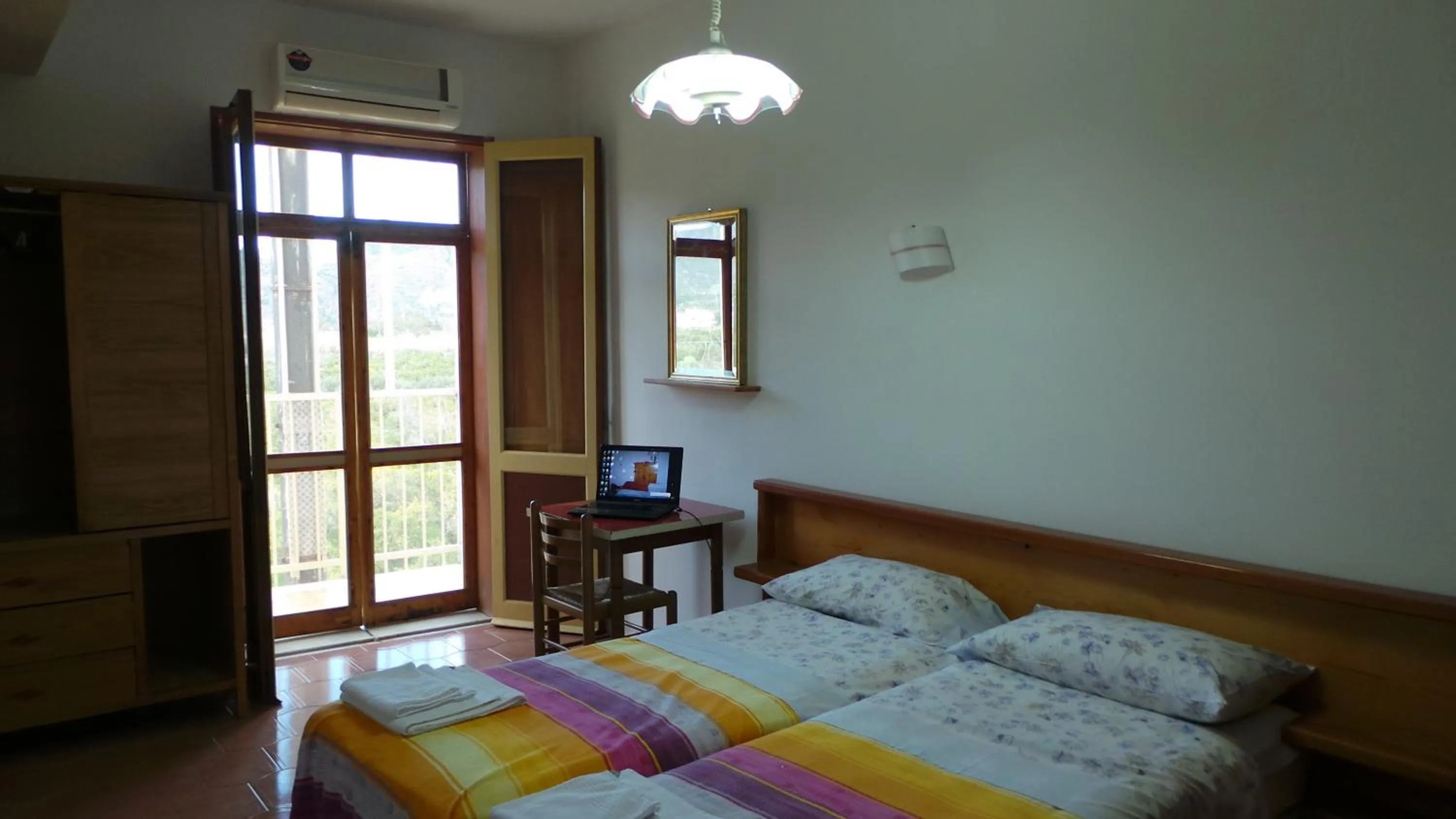 Photo of the whole room, Bed in Hotel-Pensione 4 Stagioni