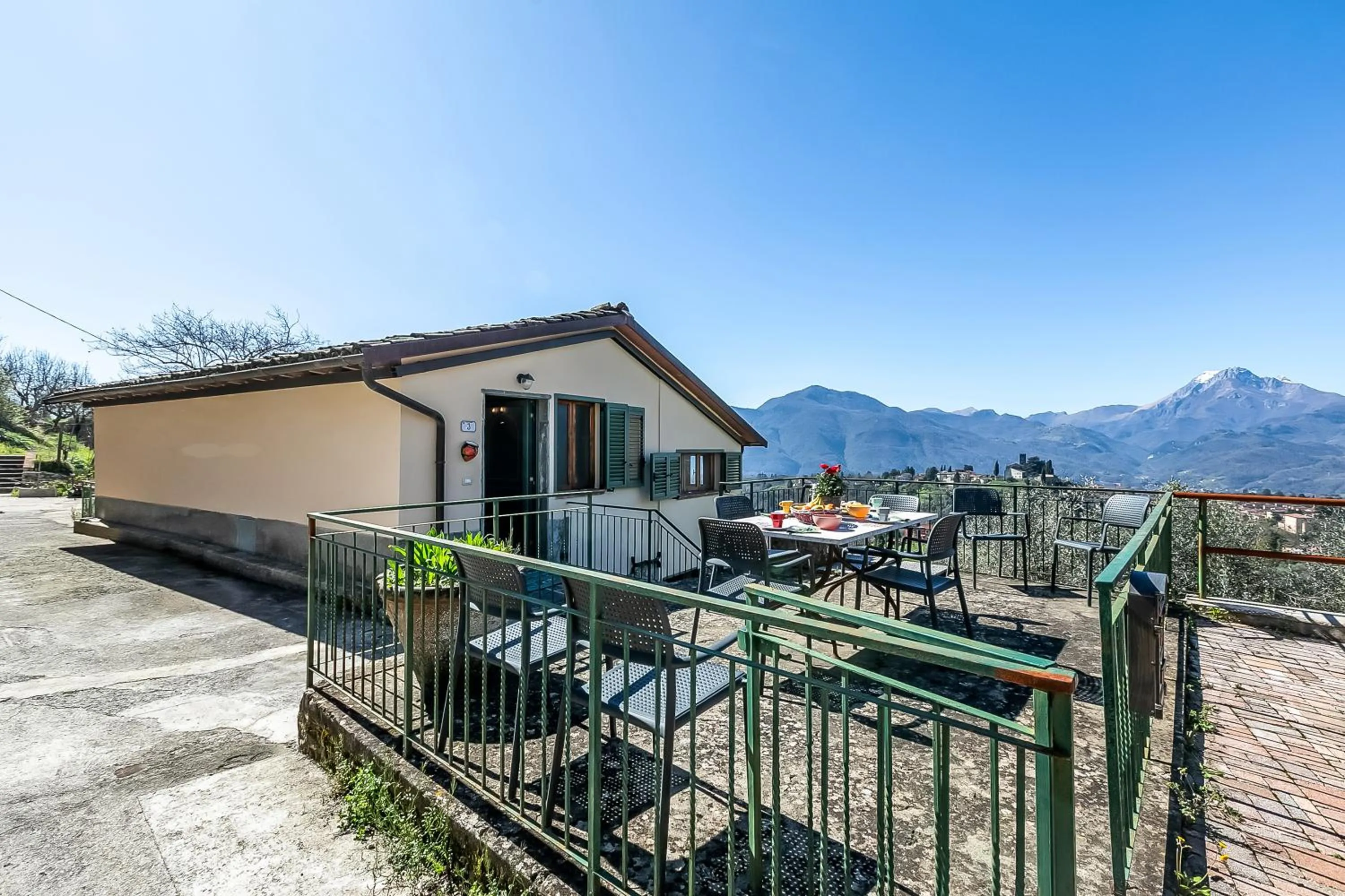 Family Friendly Rosa House Amazing View - Happy Rentals