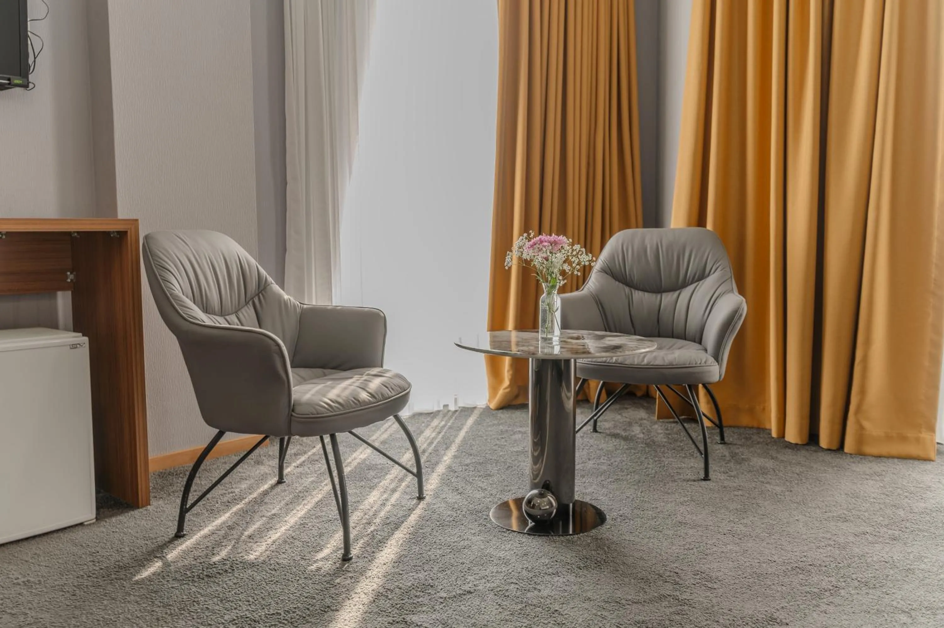 Seating area in Burki Castle & Cellar