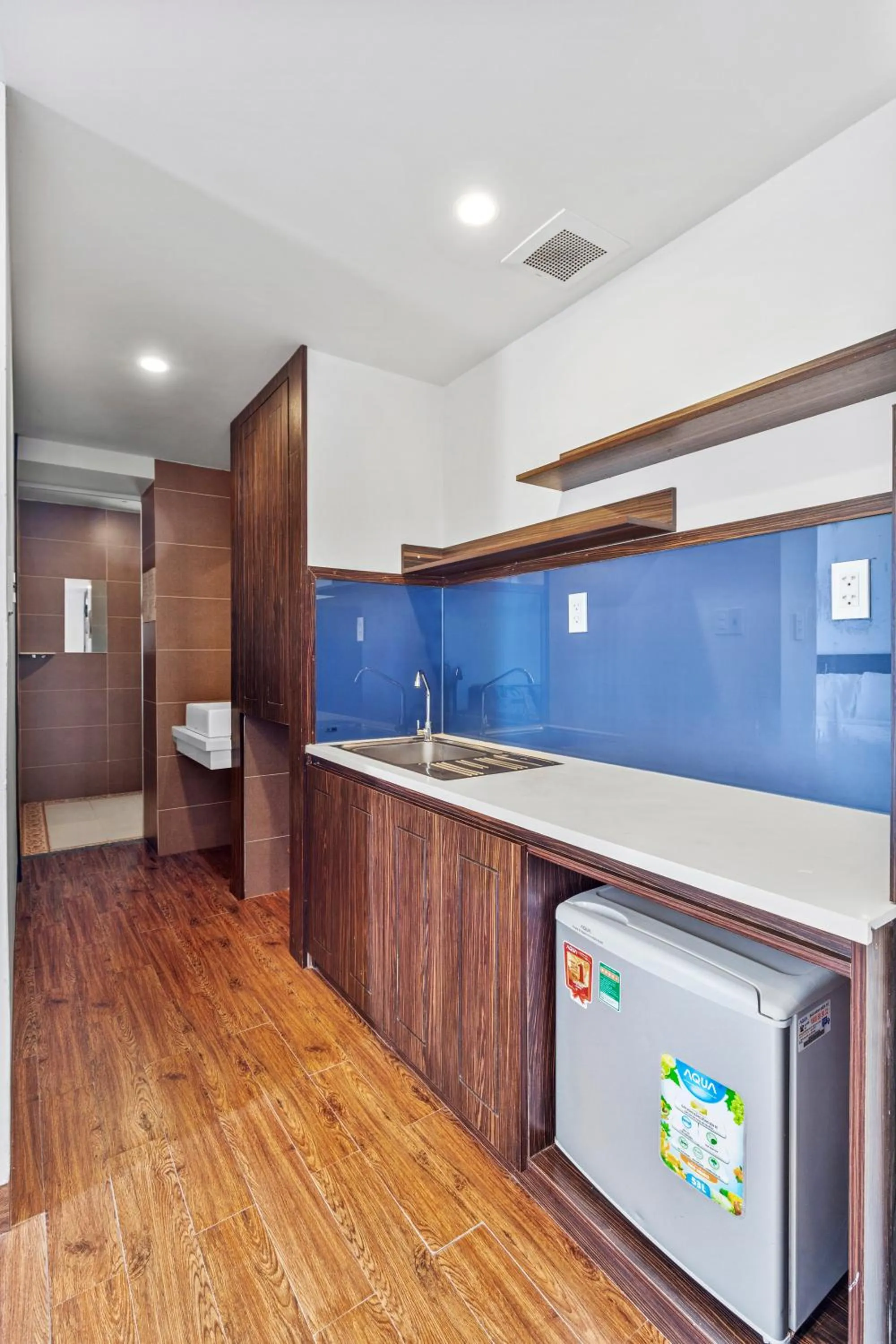 Bathroom in Amis Hotel & Apartment - 50m to My Khe Beach