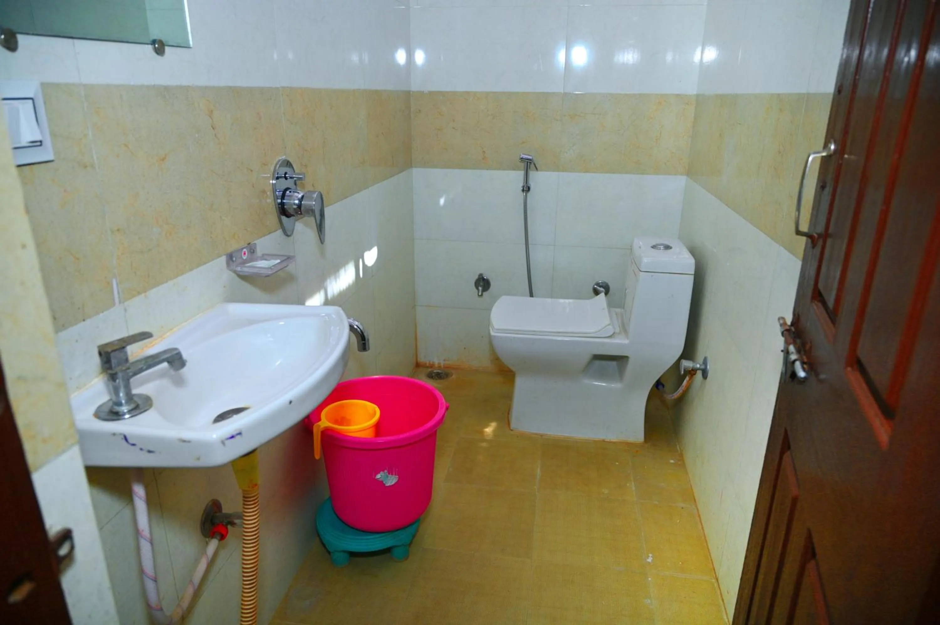 Bathroom in Hotel Vrundavan Residency