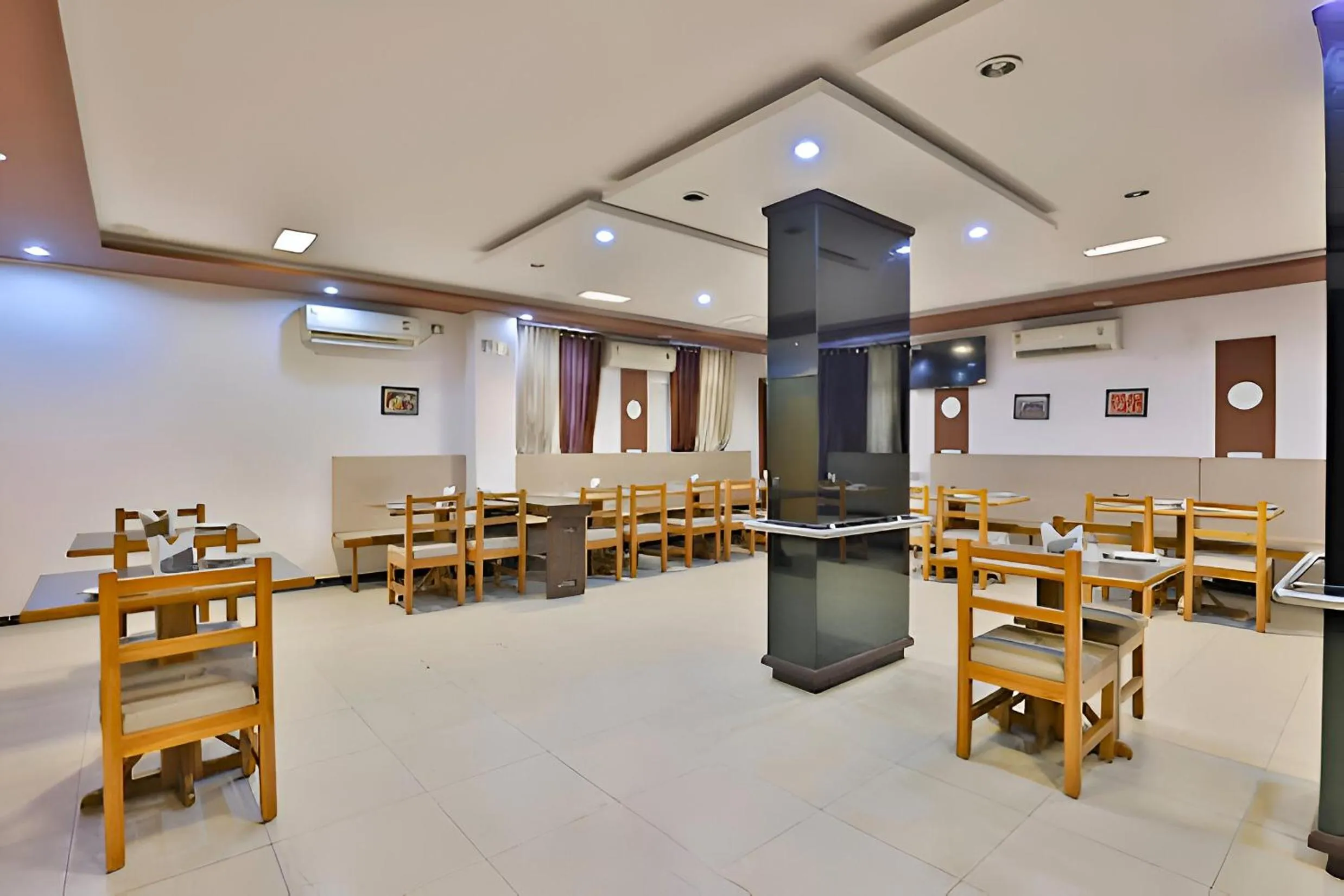 Banquet/Function facilities in Hotel Vrundavan Residency