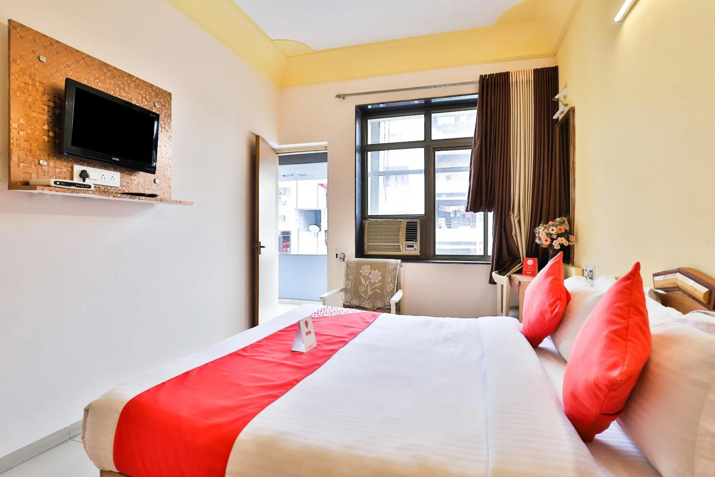 Collection O Dandiya Bazar Formerly Vrundavan Residency