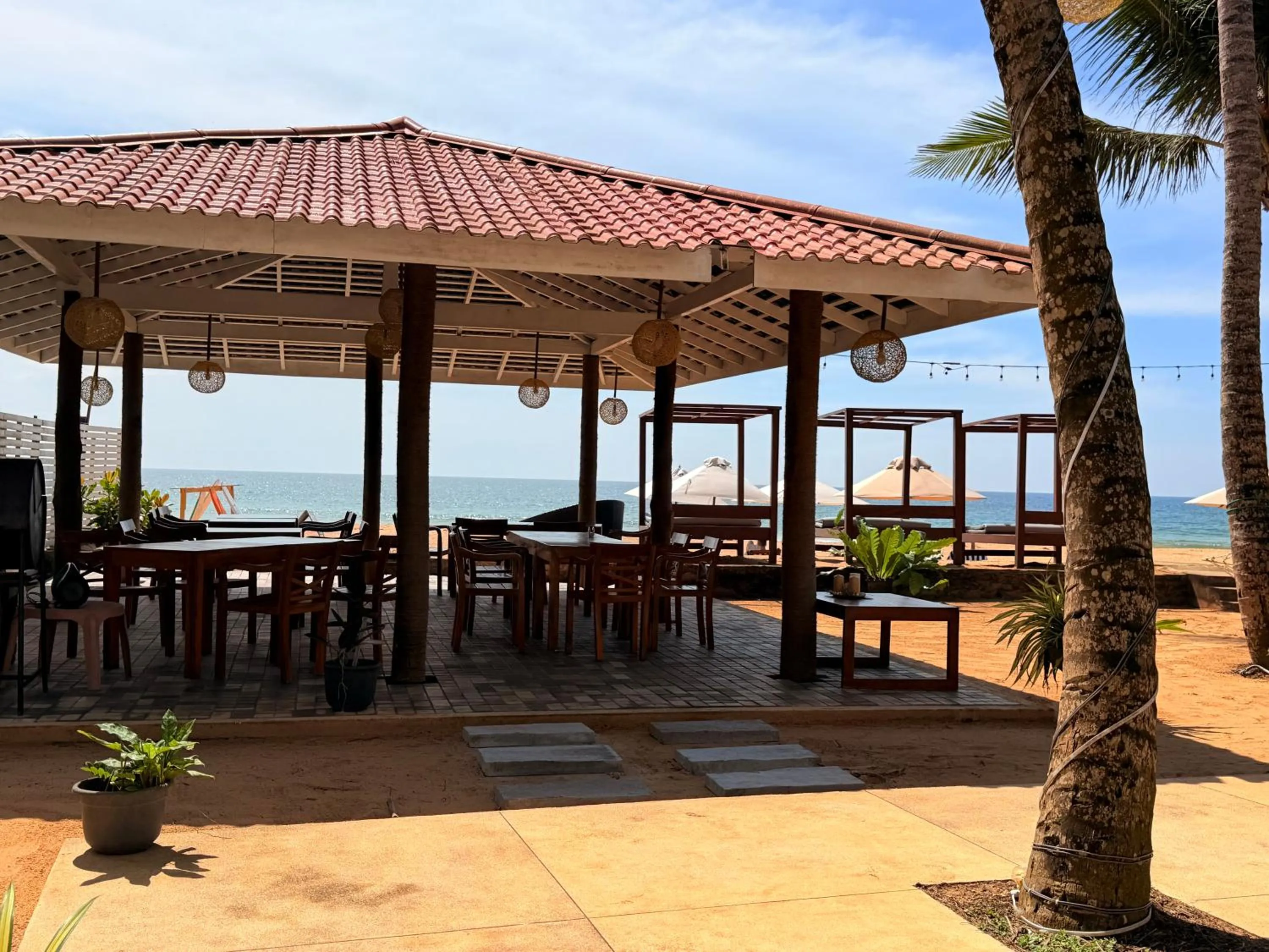 Nico Beach Hotel