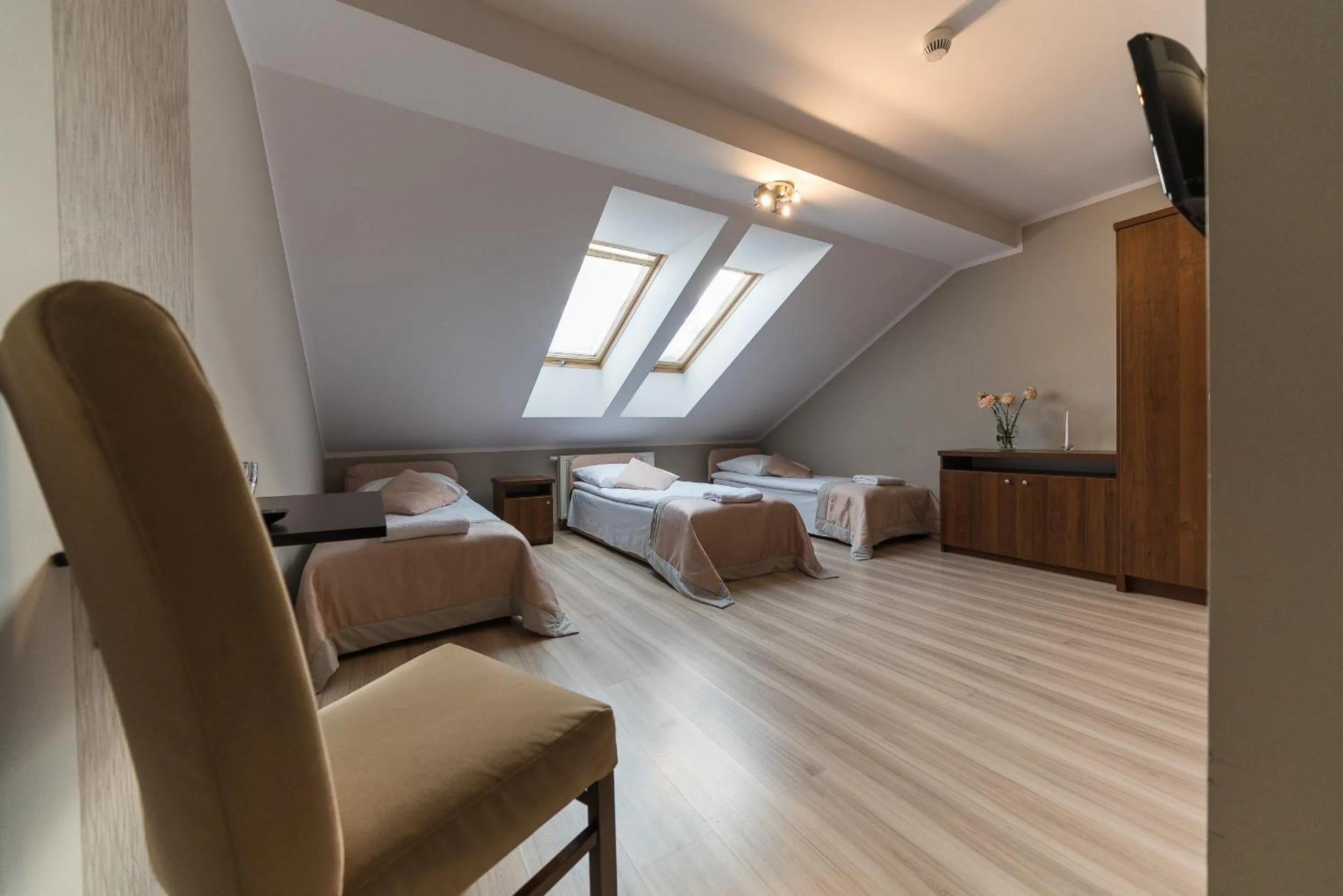 Photo of the whole room, Bed in Dworek Rajska Góra