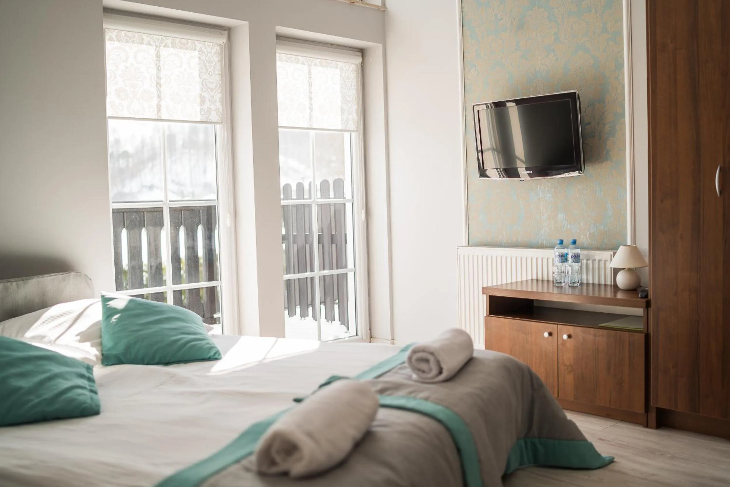 Photo of the whole room, Bed in Dworek Rajska Góra