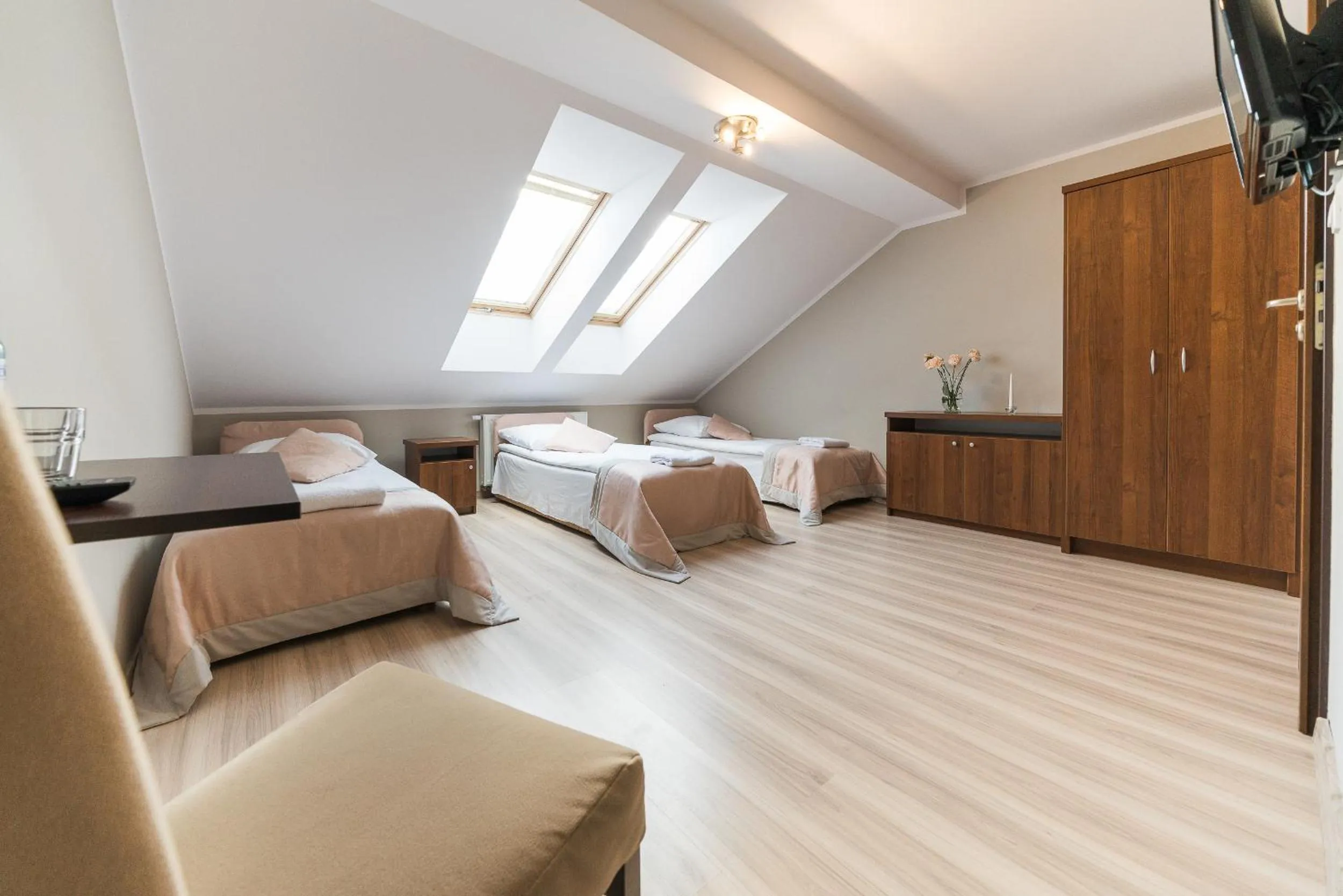 Photo of the whole room, Bed in Dworek Rajska Góra