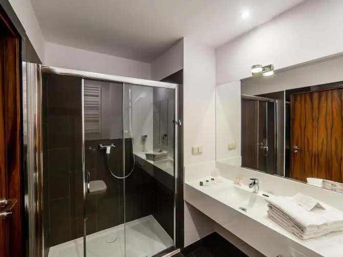 Bathroom in Diune Apartment
