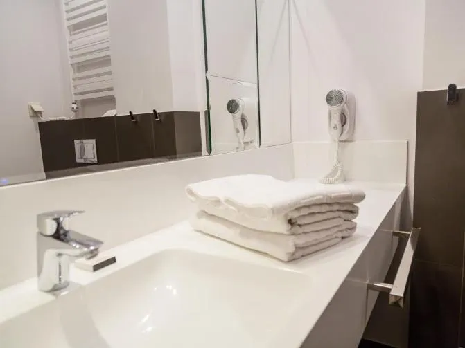 Bathroom in Diune Apartment