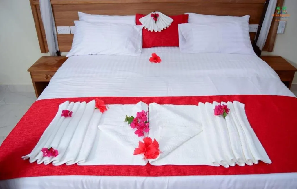 Bed in White Peacock Resort Mtwapa