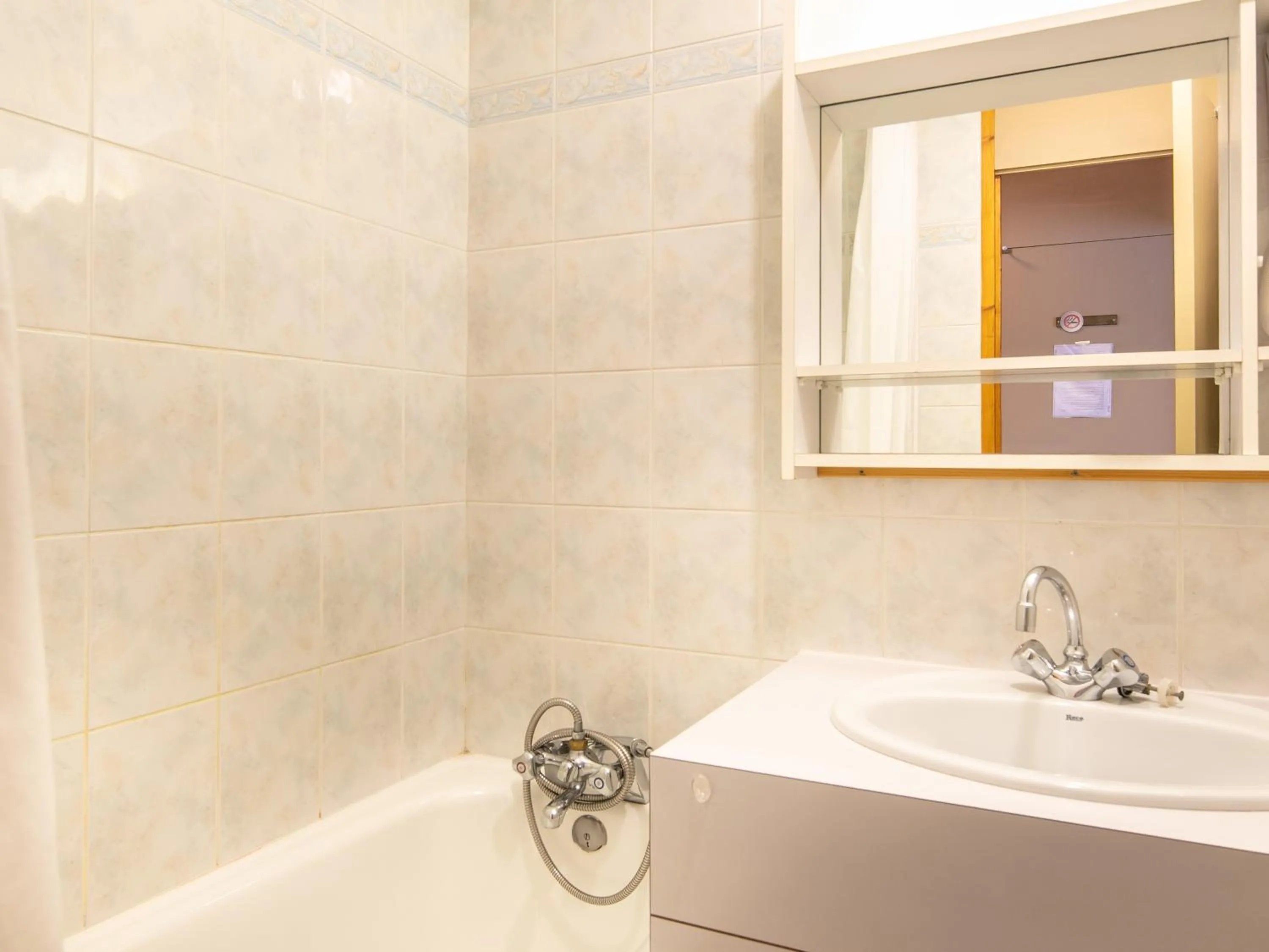 Bathroom in Vacancéole - Résidence Le Sappey - Doucy