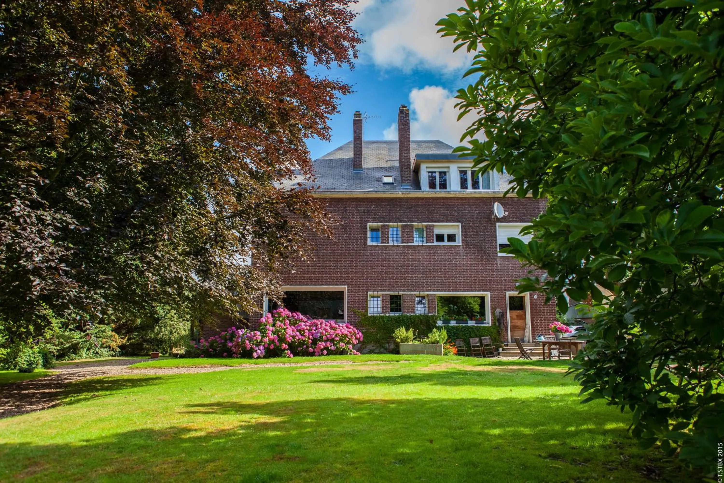 Patio in L'Escarbotine