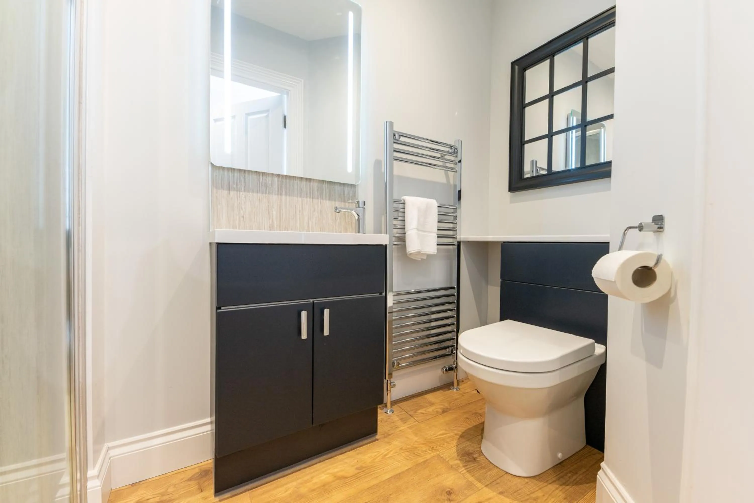 The Glenmoriston Townhouse Hotel