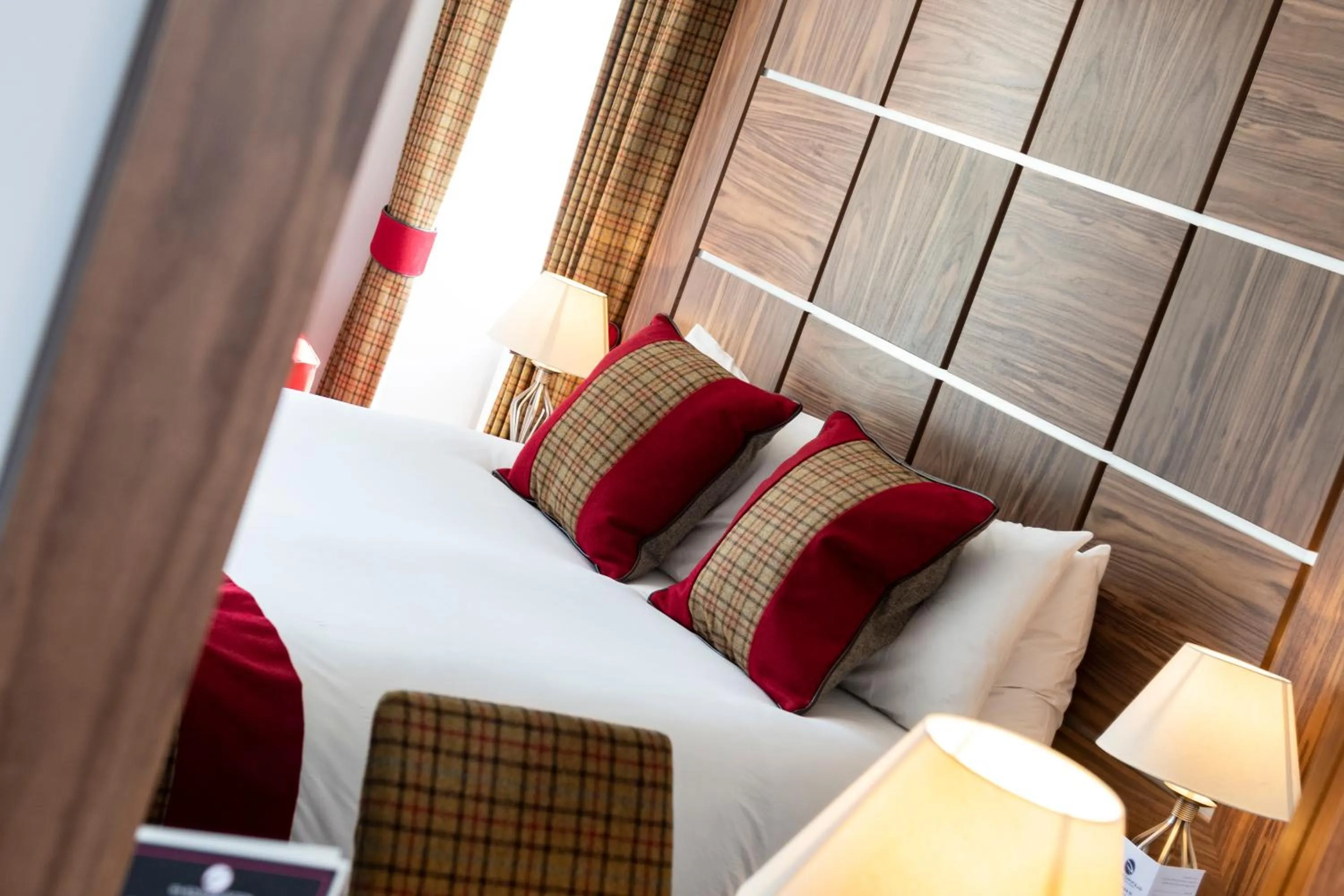 Bedroom, Bed in The Glenmoriston Townhouse Hotel