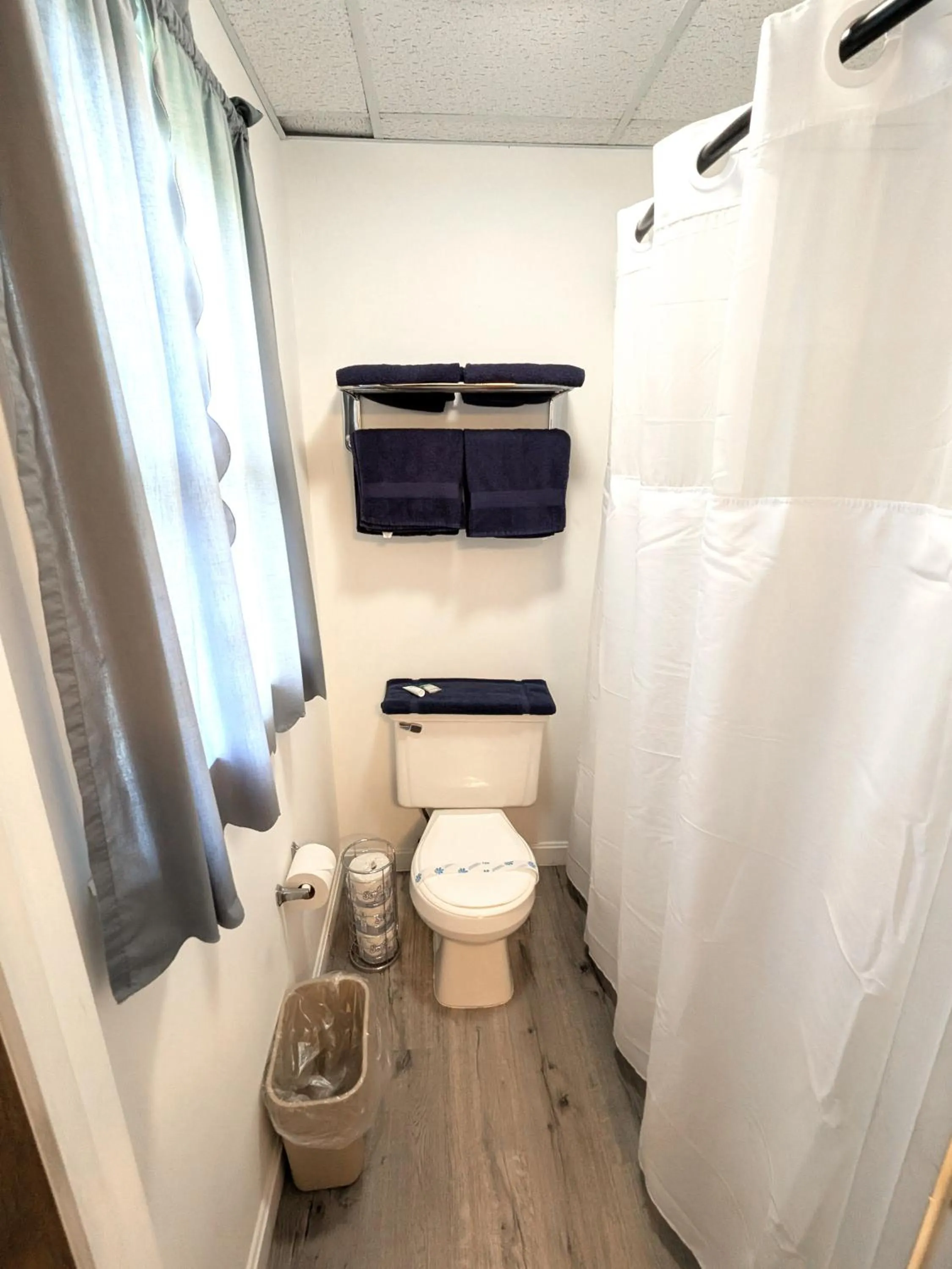 Bathroom in Ocean Acres Ogunquit