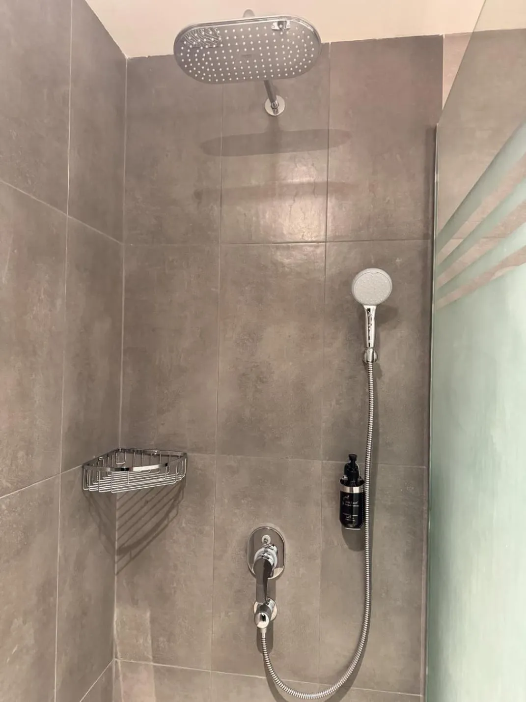 Shower in Kyriad Hotel Salalah