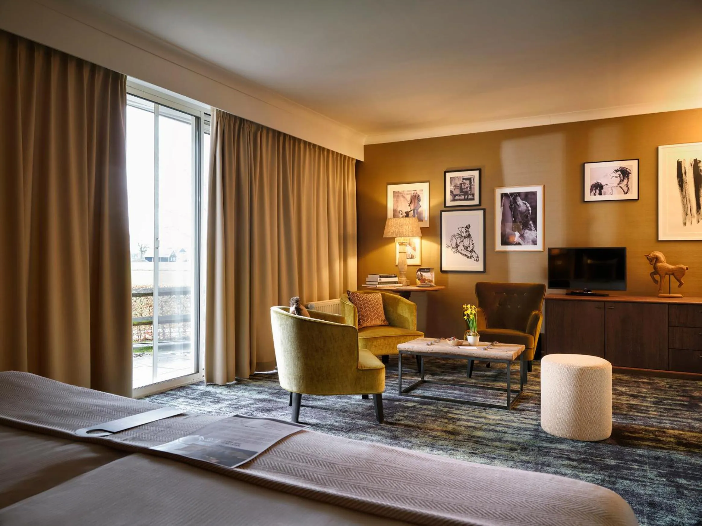 Seating area, Bed in Landgoed De Holtweijde