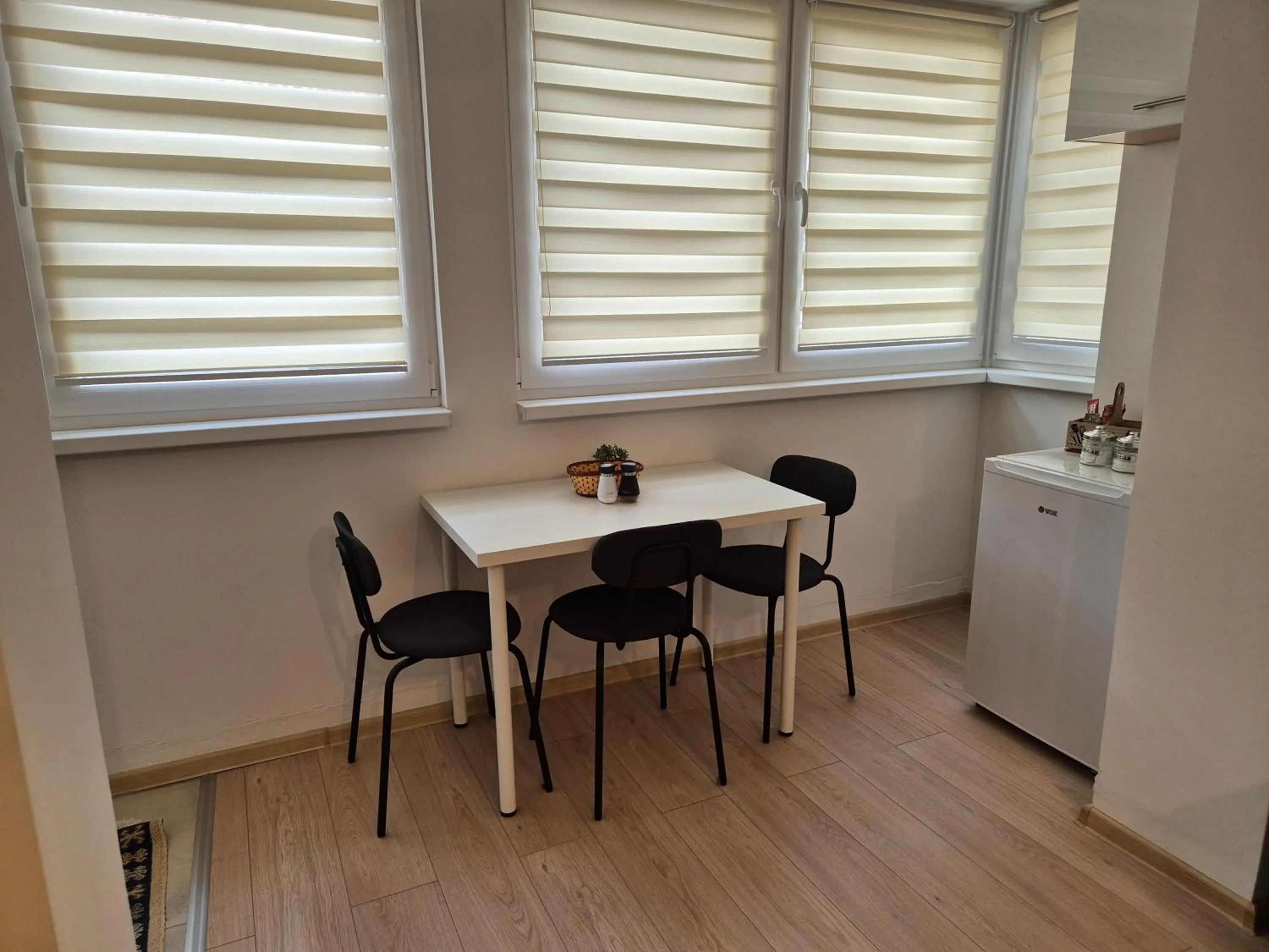 Kitchen or kitchenette in Old Town Residence - Free parking