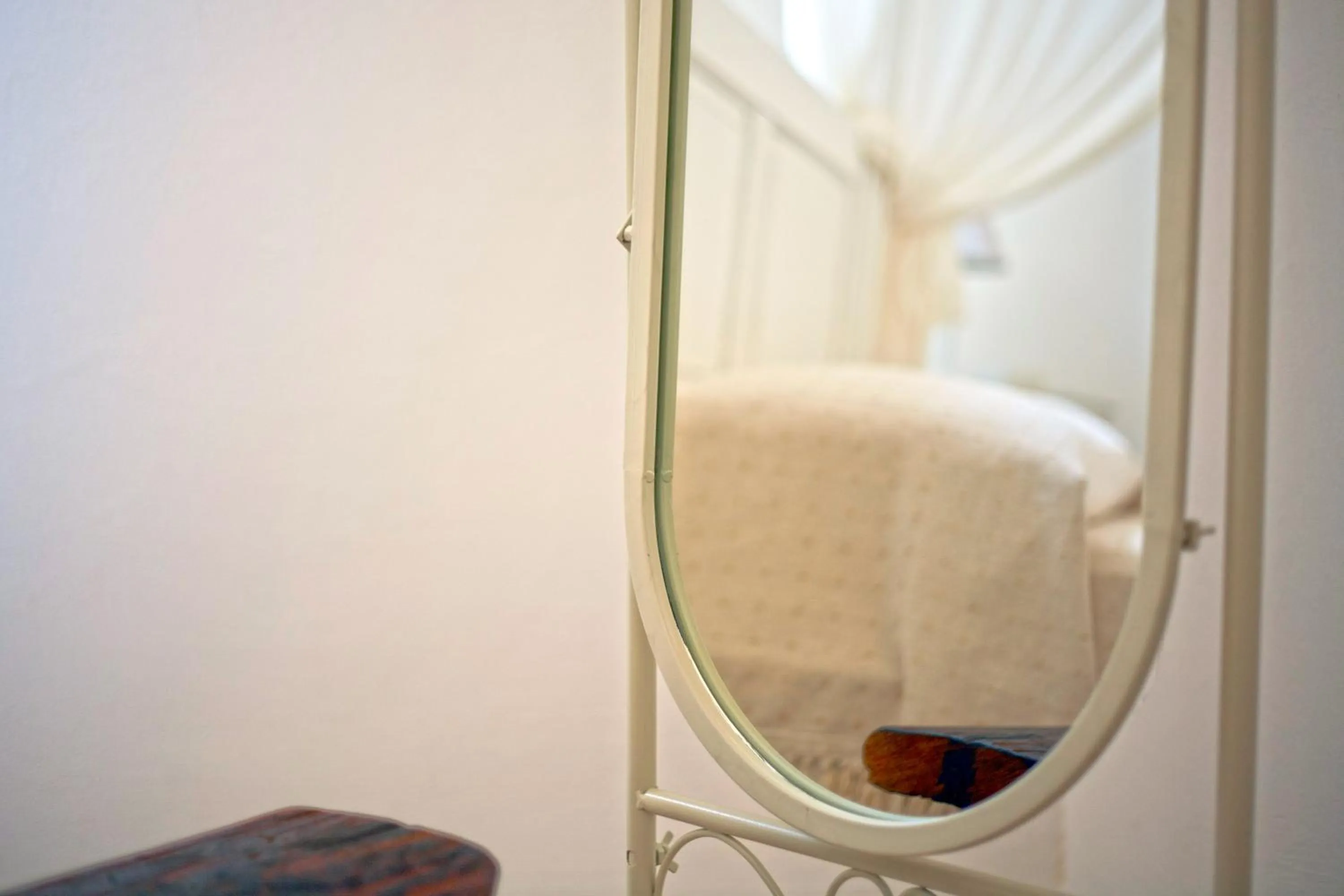 Decorative detail in La Vecchia Tabaccheria B&B