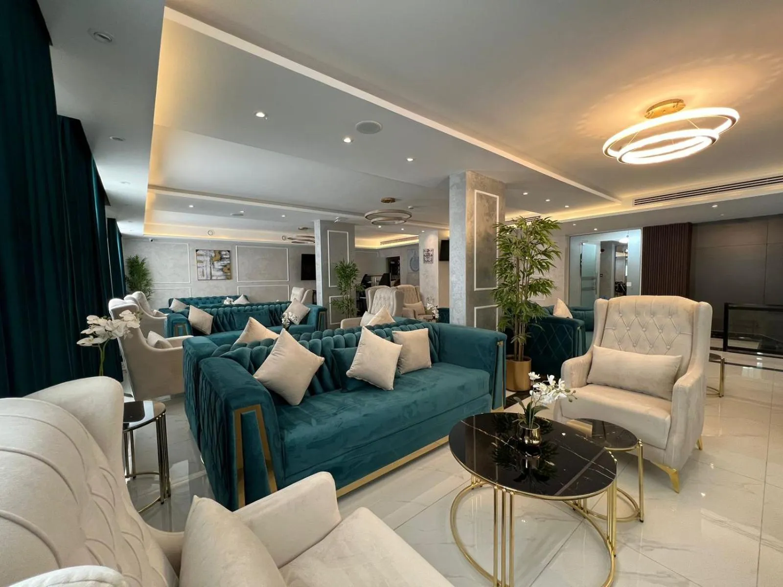 Restaurant/places to eat in Kaya Hotel Amman