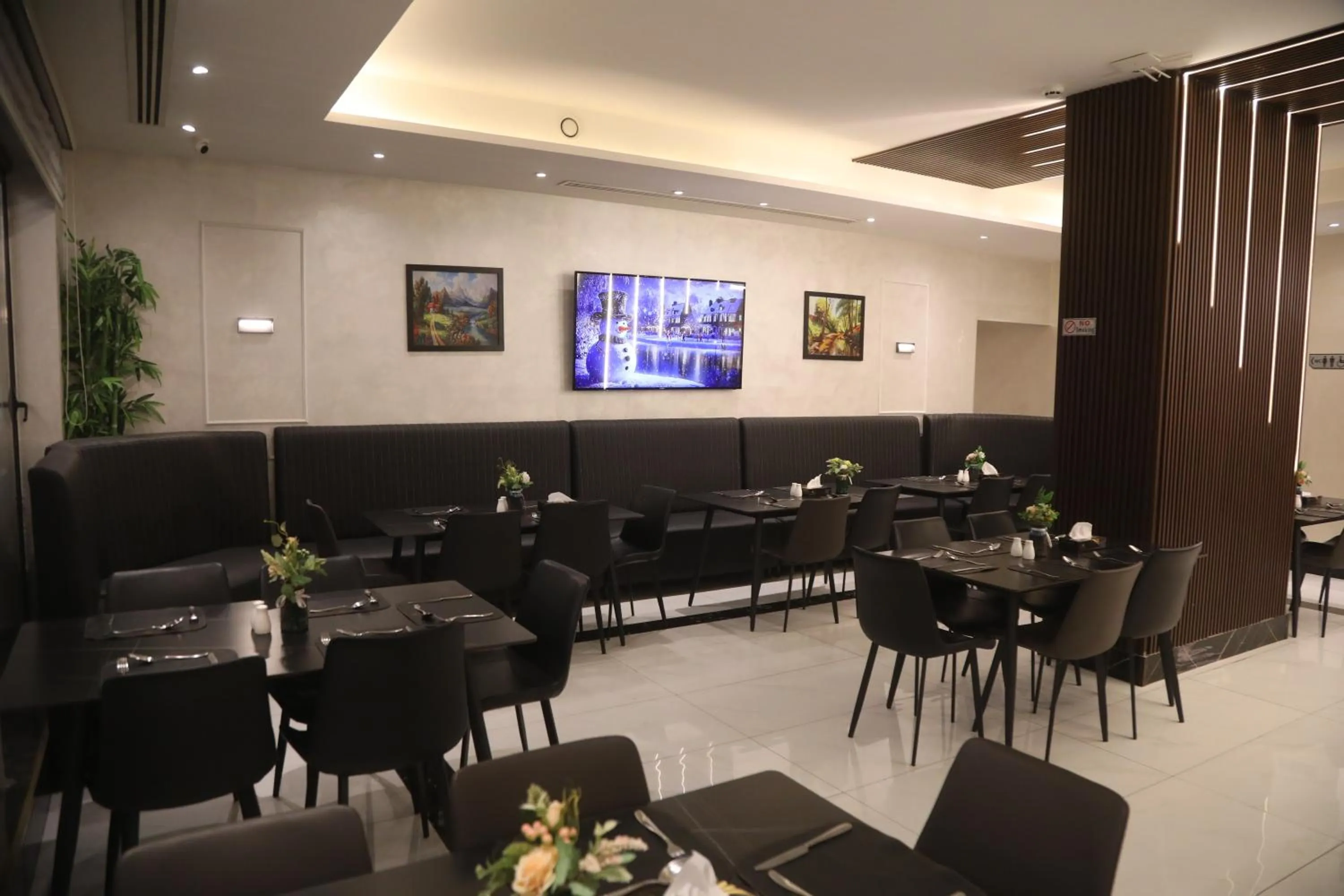 Restaurant/places to eat in Kaya Hotel Amman