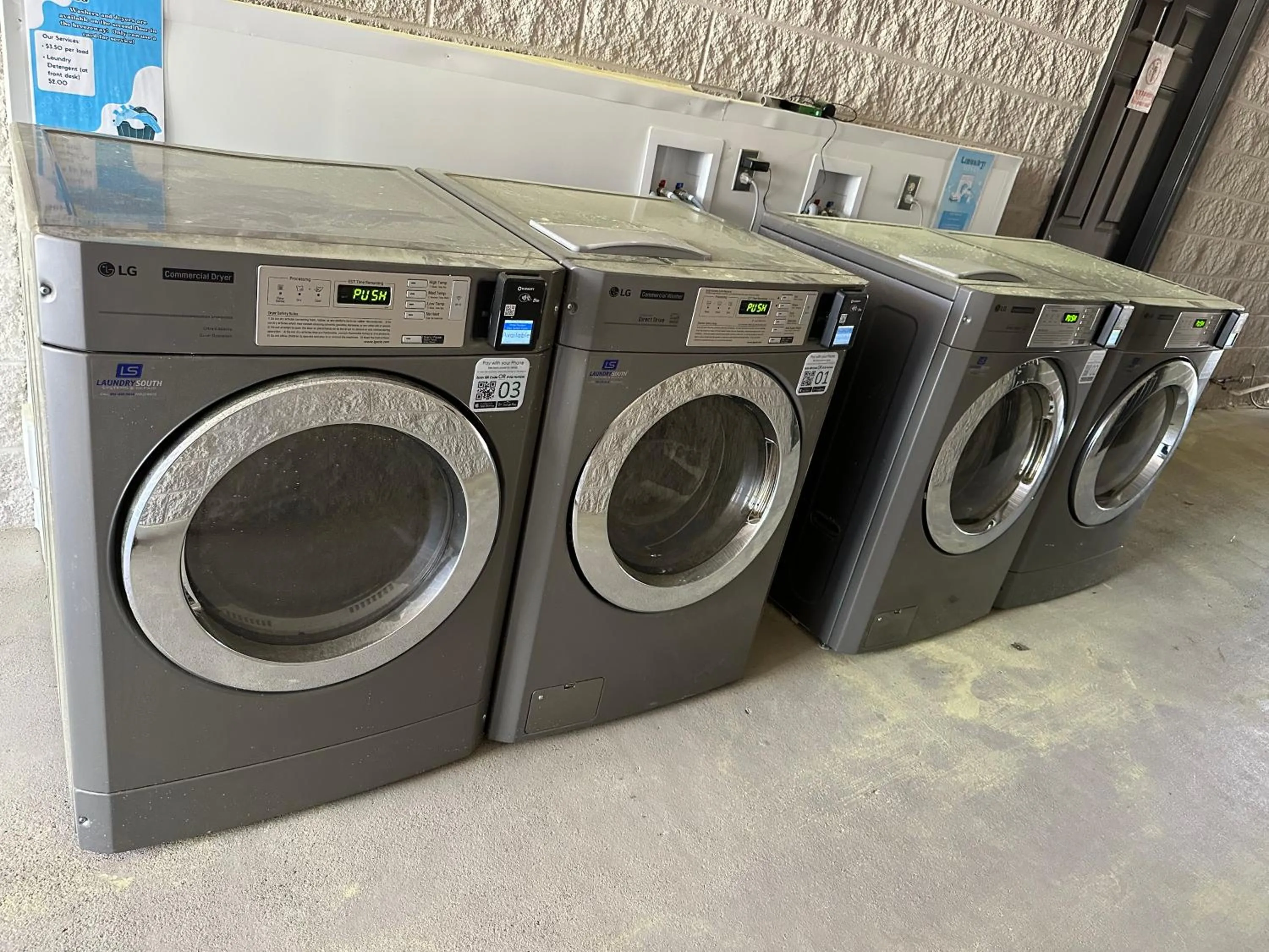 laundry in Heritage Place Hotel