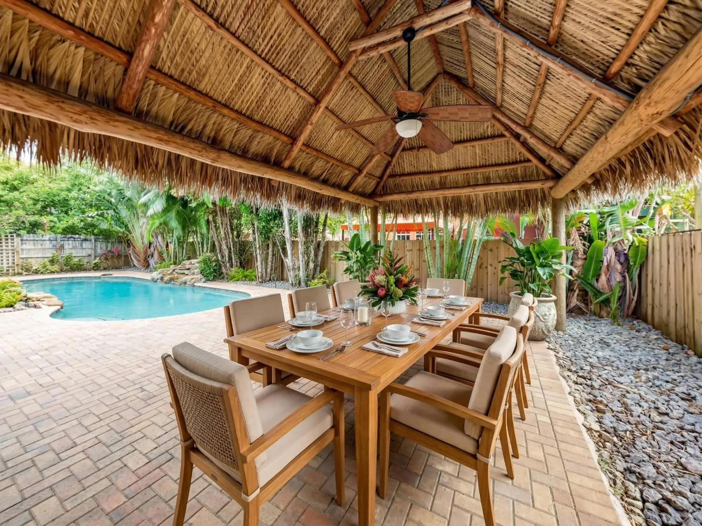 Hidden Gem Vacation Villa w Private Pool & TikiHut