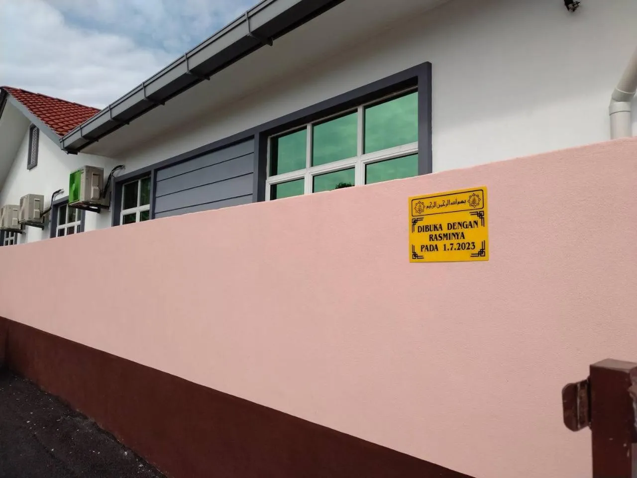 Property logo or sign in Chalet Sri Bayu