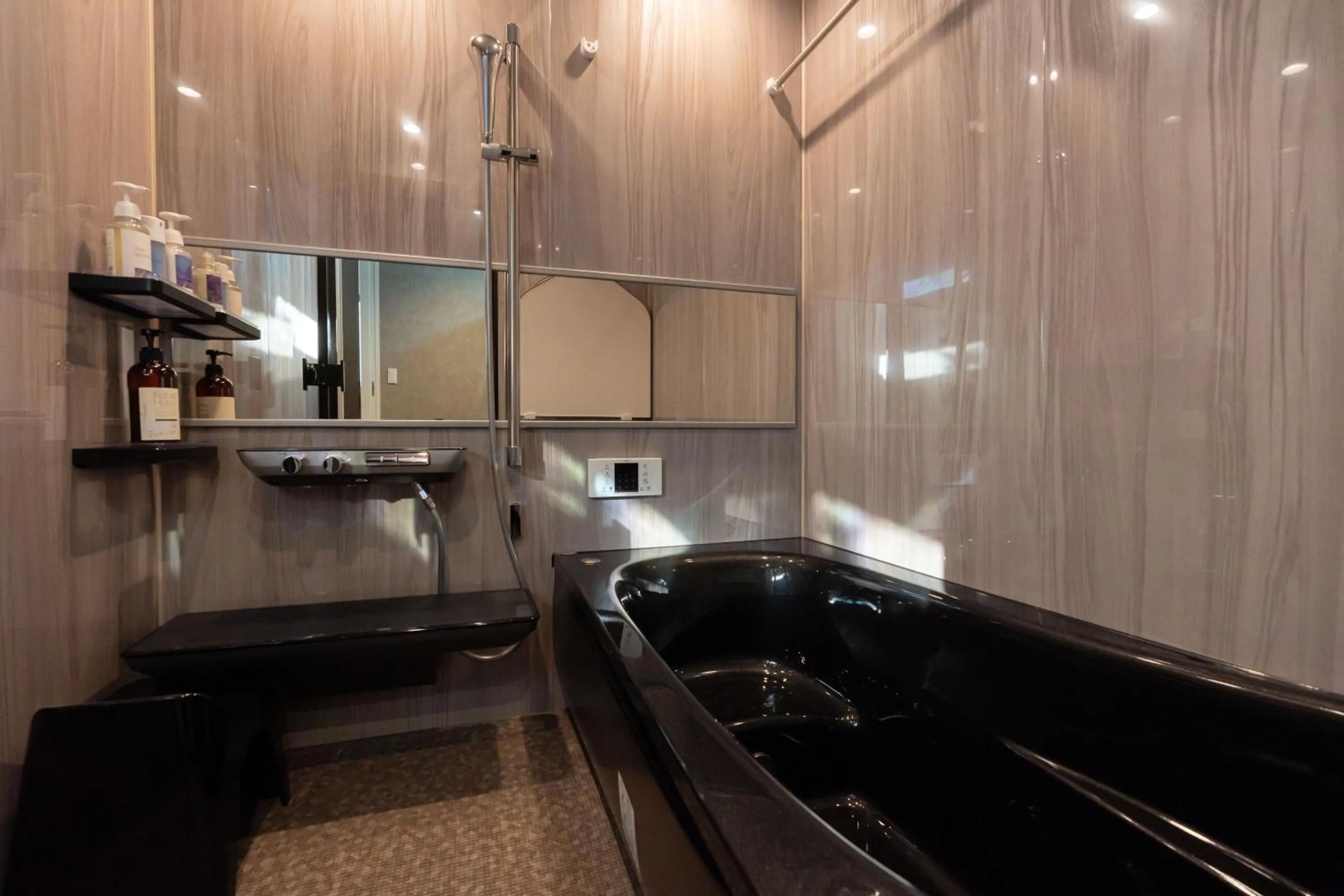 Bathroom in villa vacances hamanako