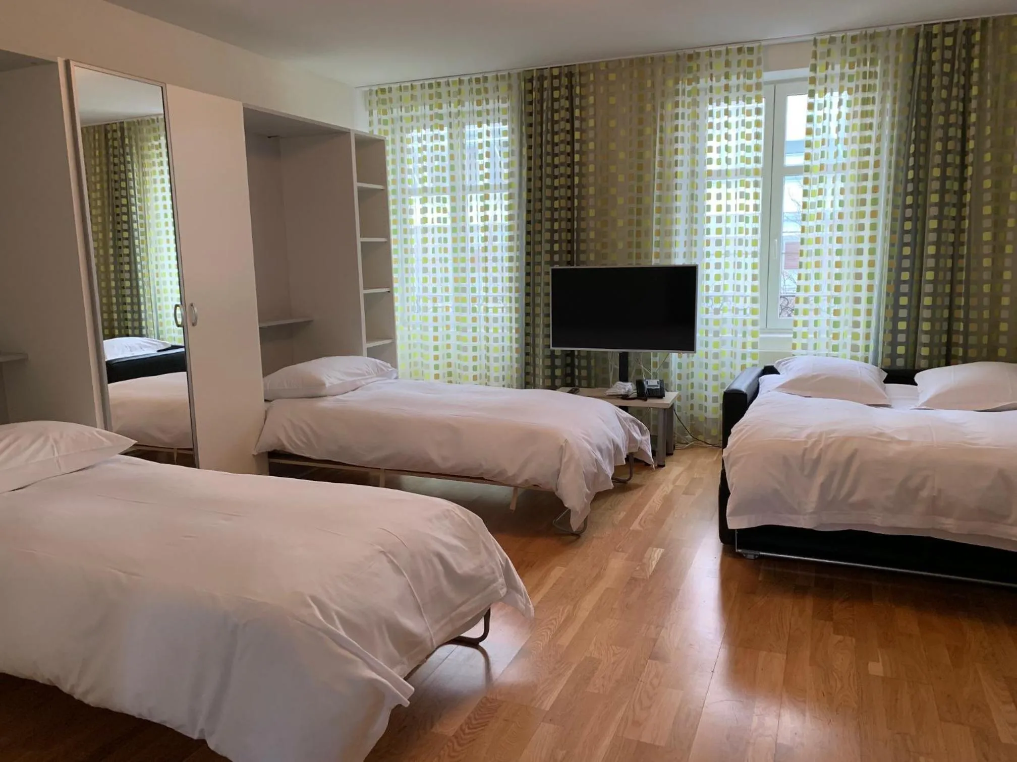 Residence Apartments by Hotel du Commerce